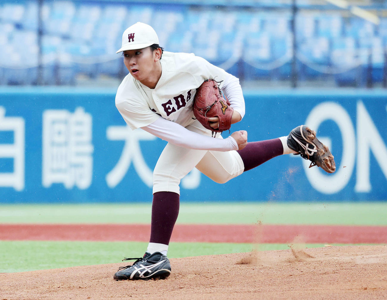 立大対早大　力投する早大先発の伊藤樹（撮影・鈴木正人）