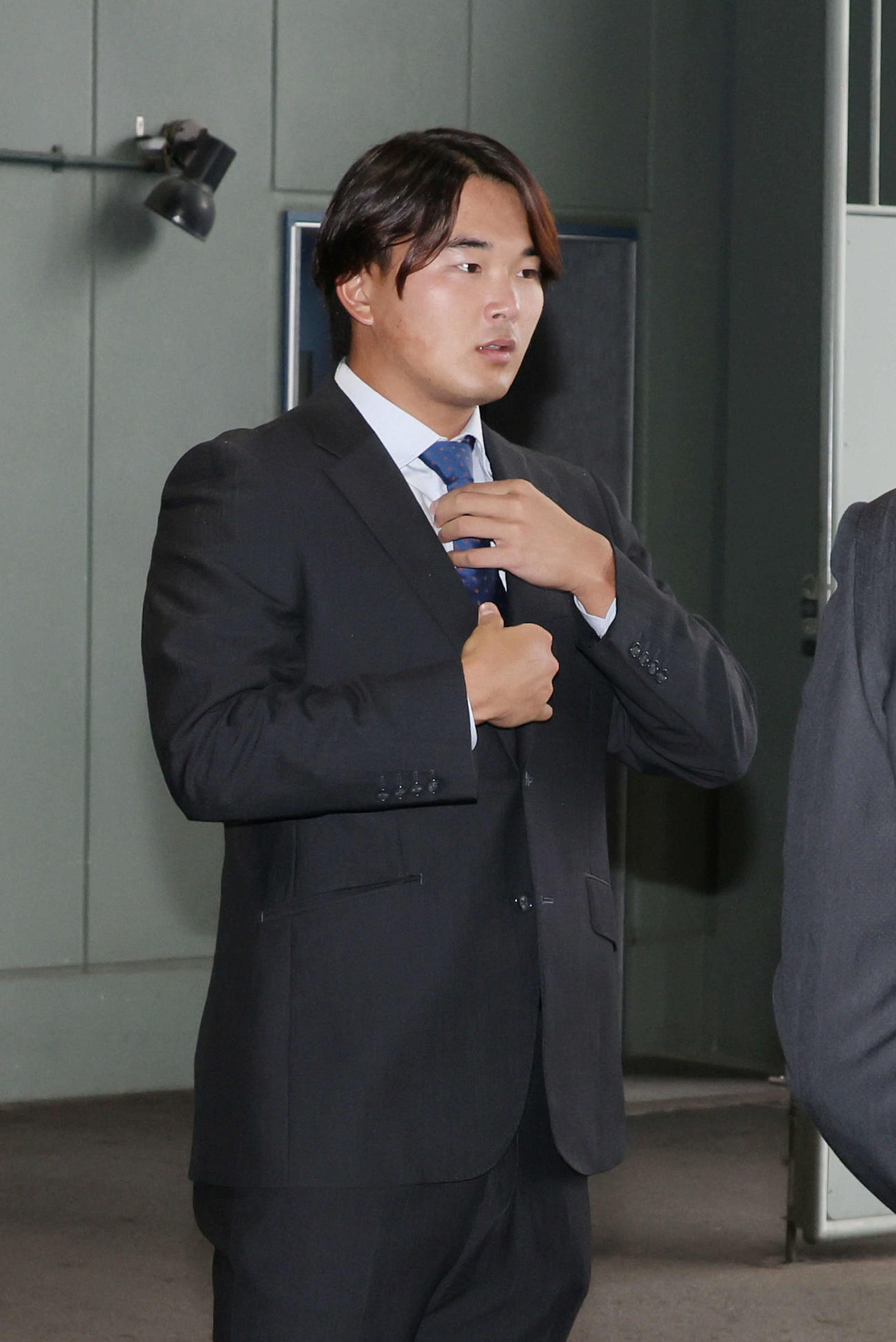 戦力外通告された広島藤井（撮影・加藤孝規）