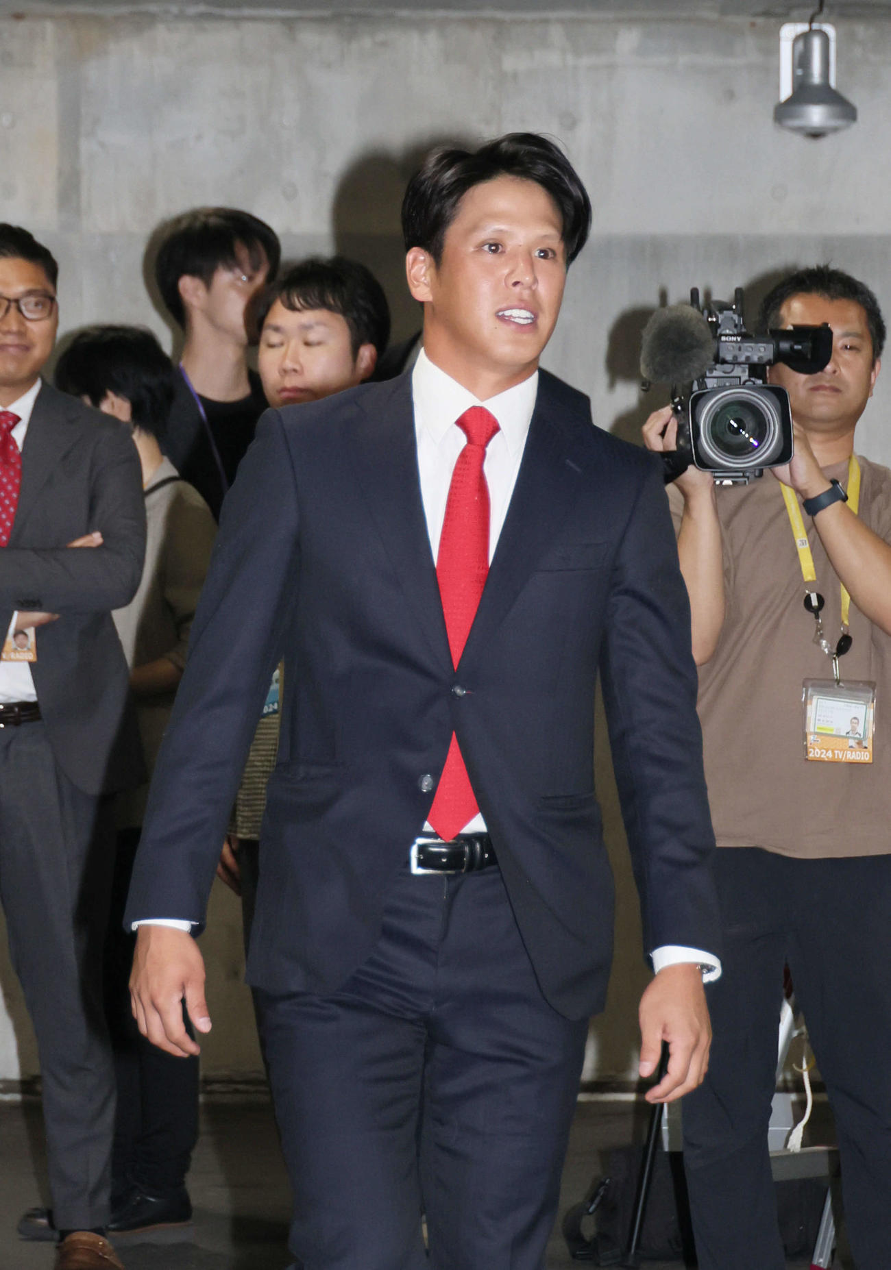 戦力外通告された広島曽根（撮影・加藤孝規）