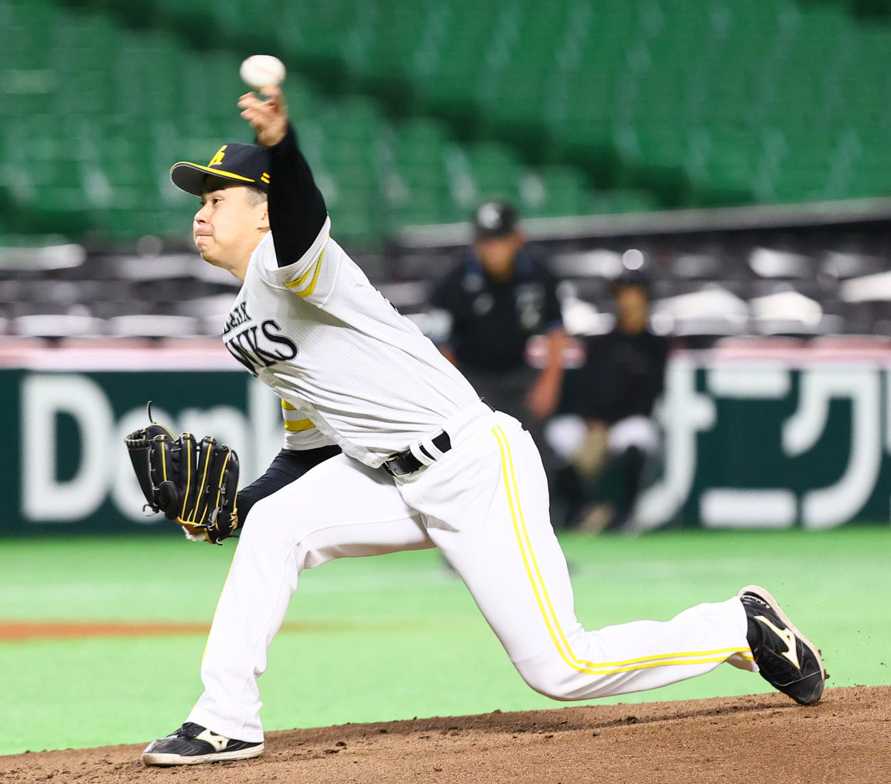 ソフトバンク対NCダイノス　ソフトバンク先発の松本晴（撮影・鬼束羽瑠菜）