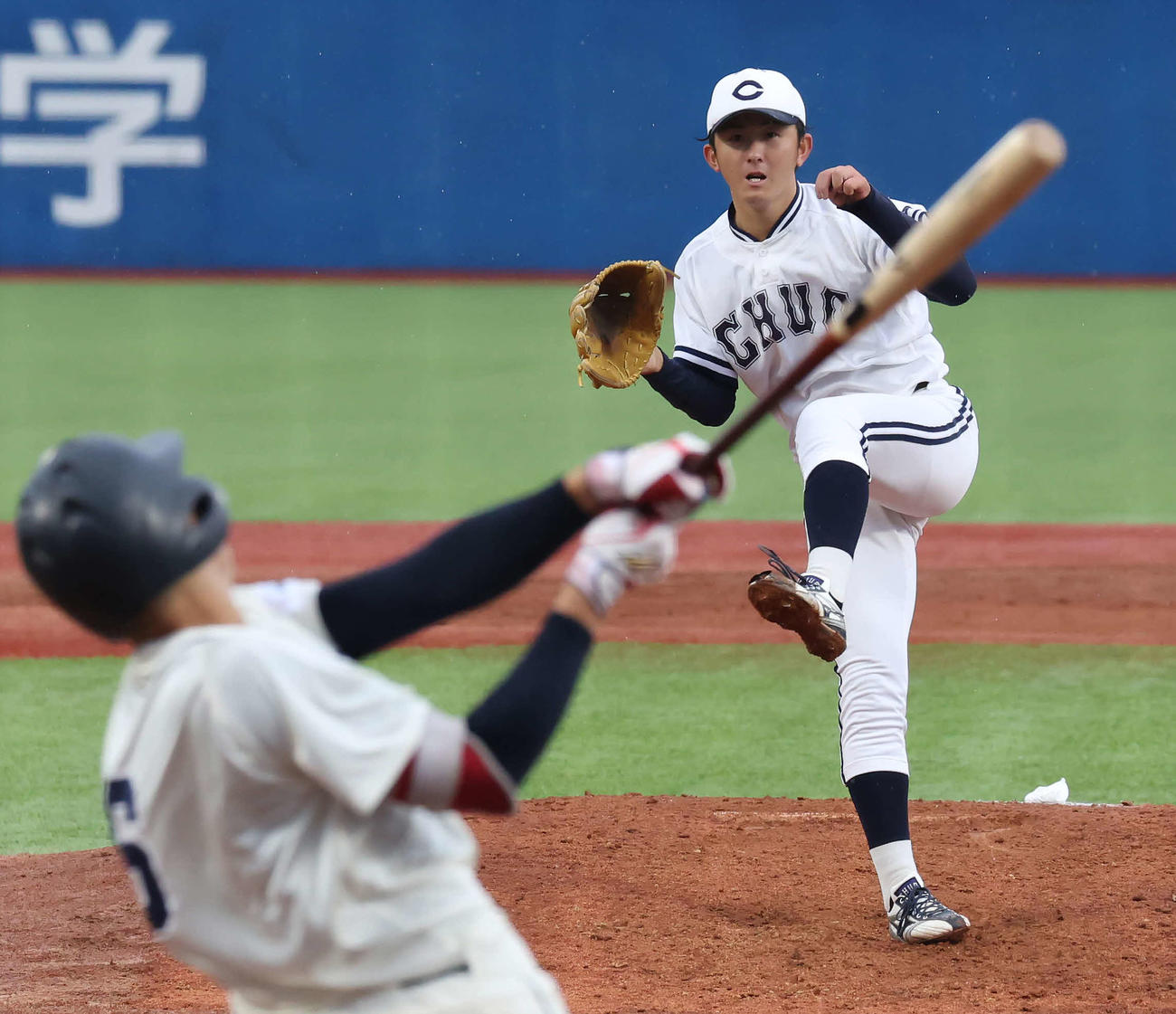 中大対国学院大　先発し7回を1安打無得点に抑えた中大山口（撮影・丹羽敏通）