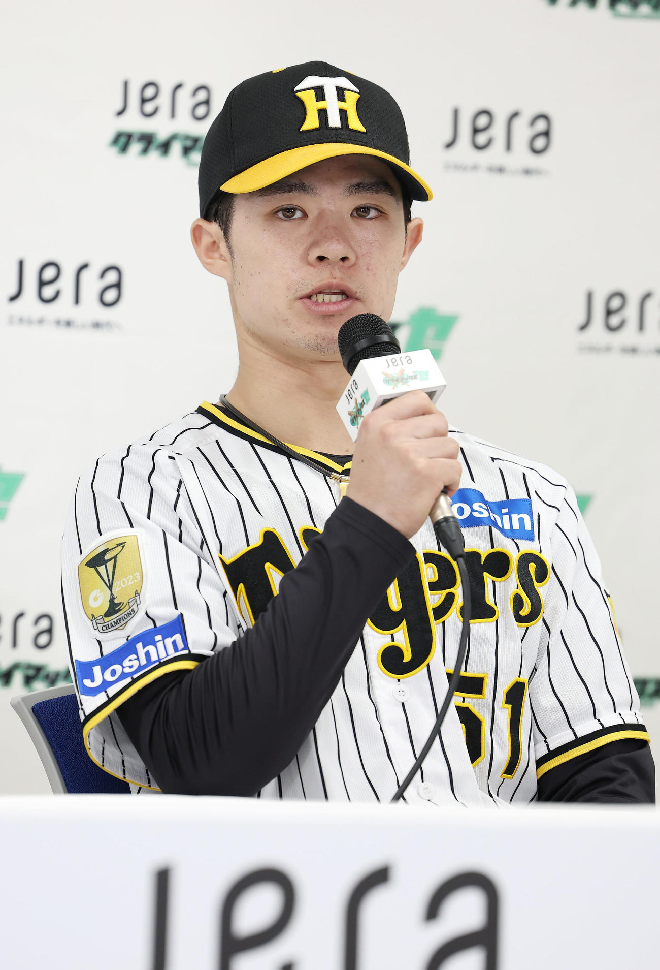 セ・リーグCSファーストSの前日会見に臨む阪神中野（撮影・前田充）