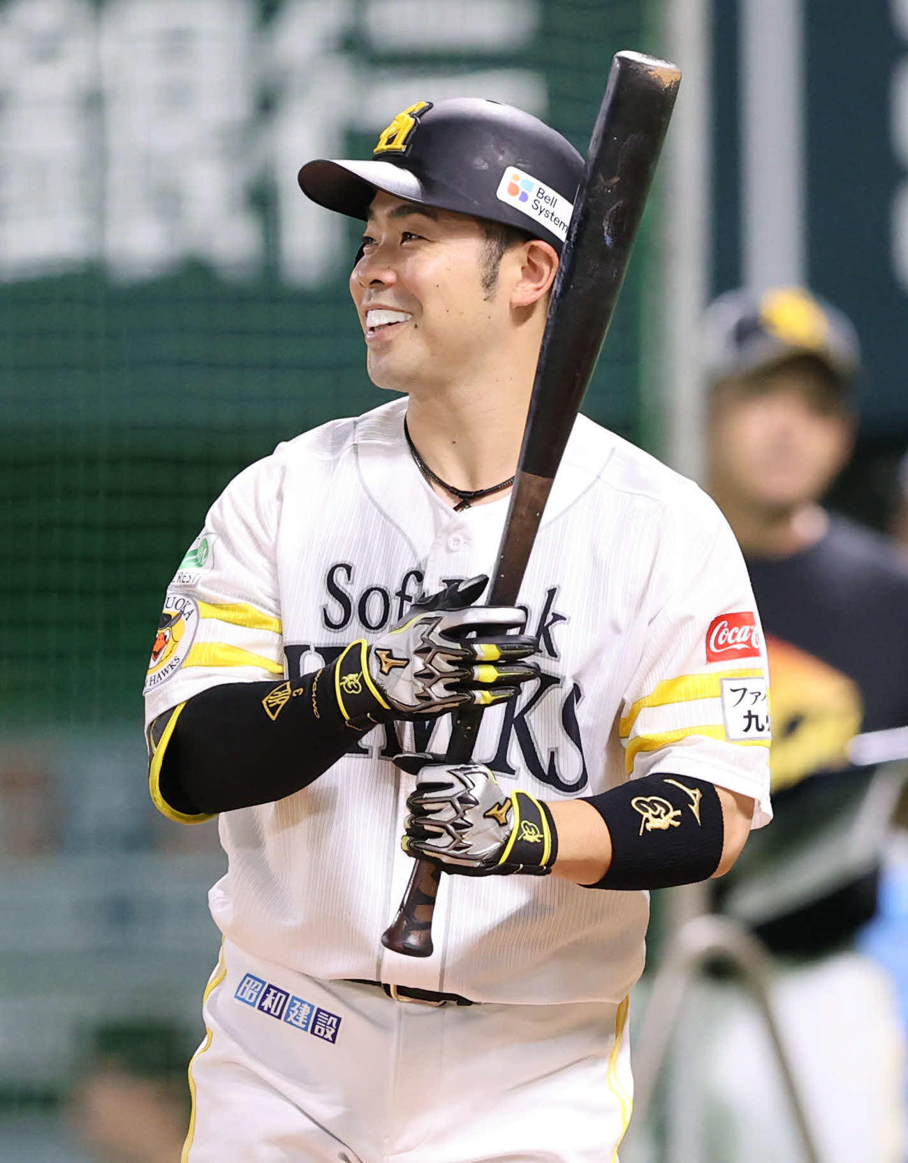 ライブBPで打席に入る近藤は笑顔（撮影・梅根麻紀）