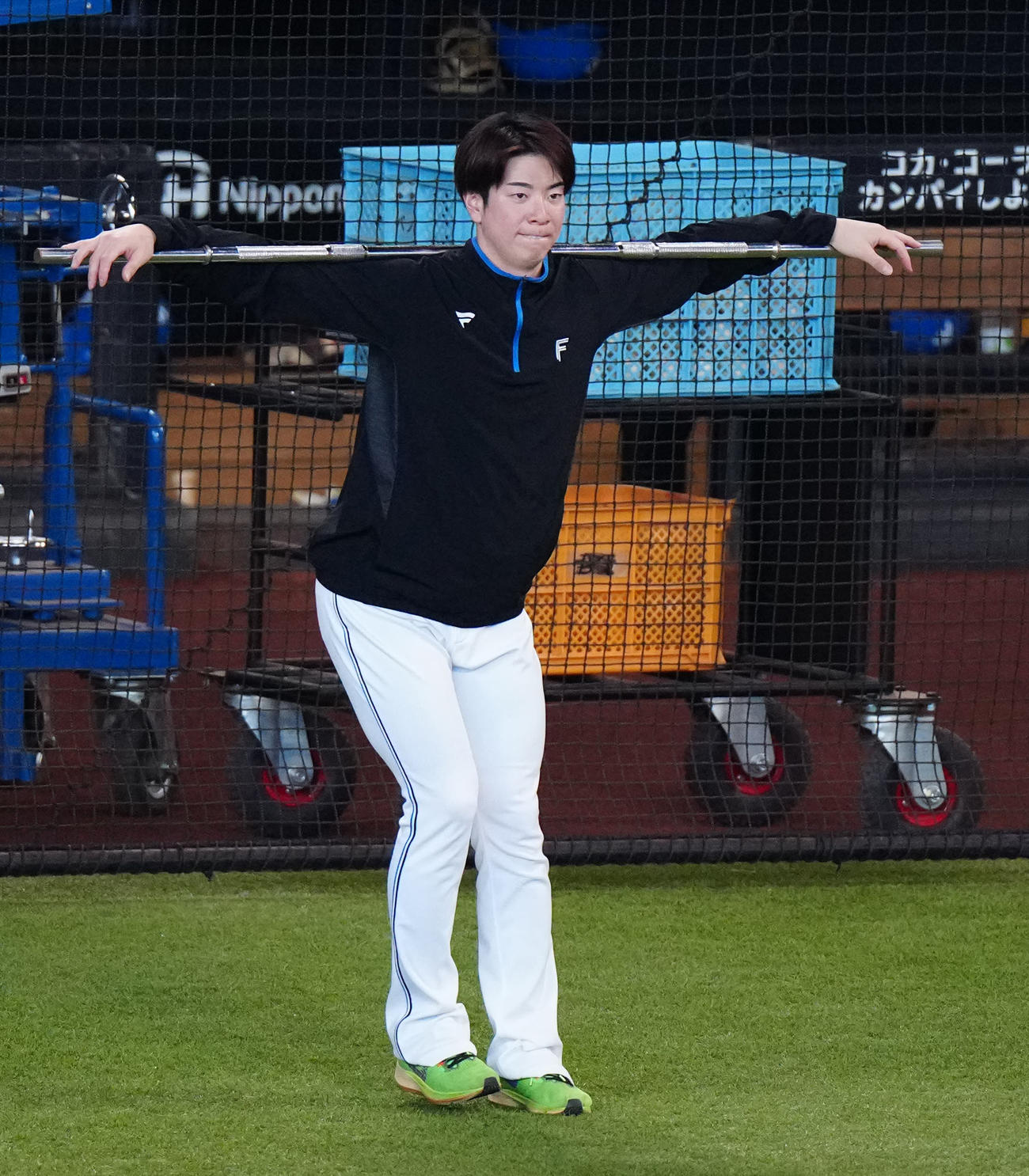練習に臨む日本ハム松本剛（撮影・江口和貴）