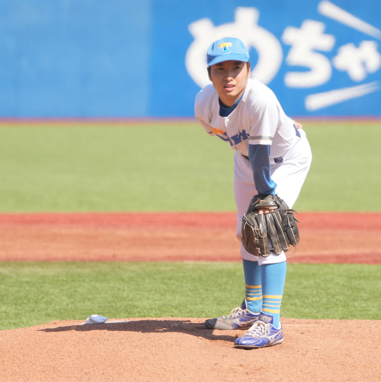 法大対東大　東大先発の渡辺（撮影・小沢裕）