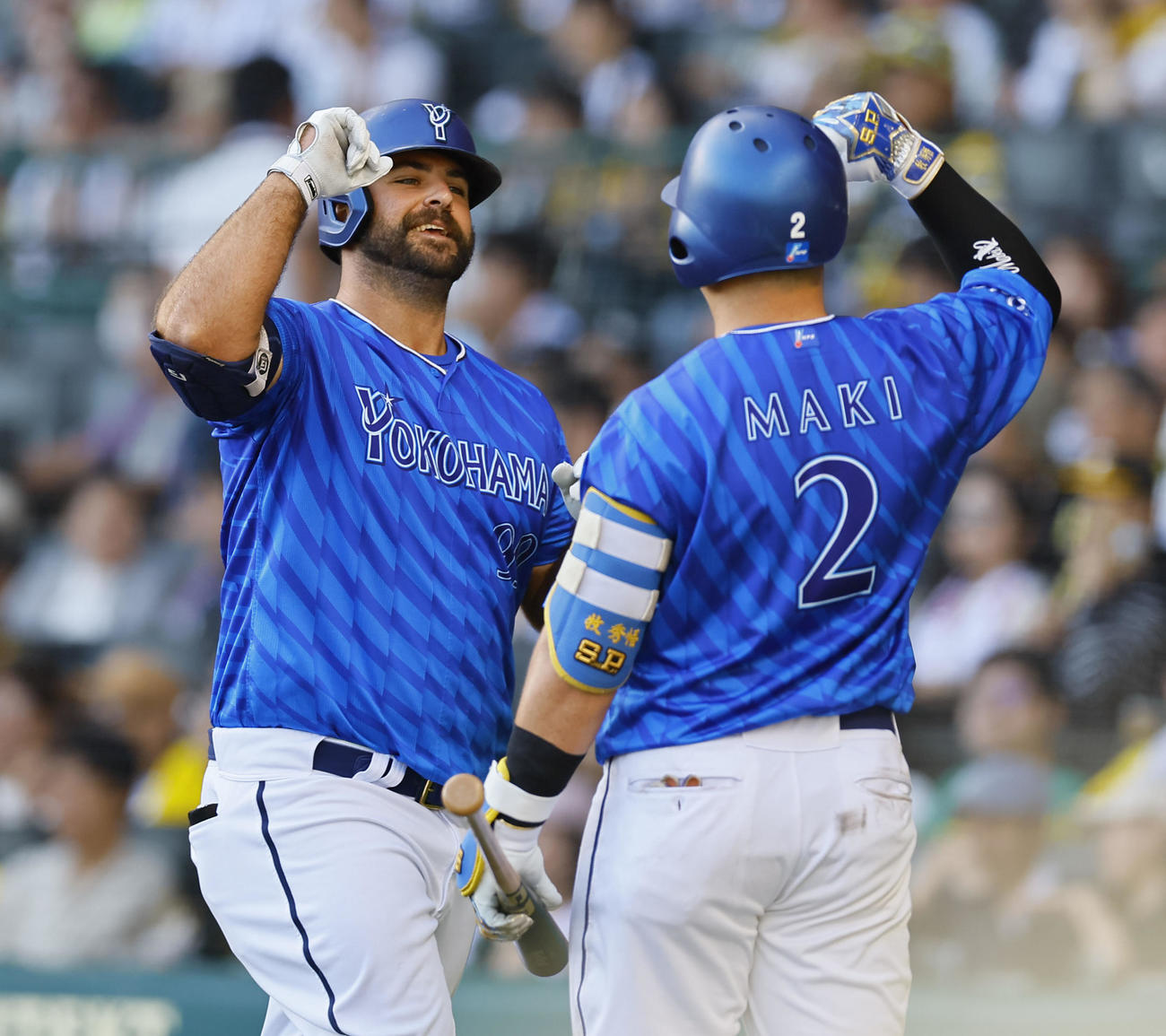 阪神対DeNA 7回表DeNA無死、右越え本塁打を放ち生還するフォード（撮影・藤尾明華）