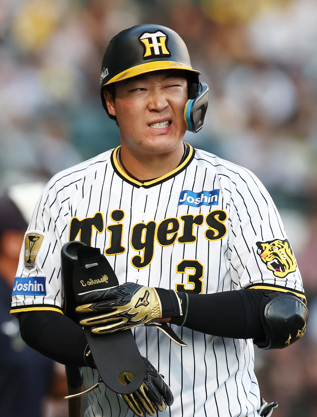 阪神対DeNA 7回裏阪神2死一塁、三邪飛に倒れた大山（撮影・前田充）