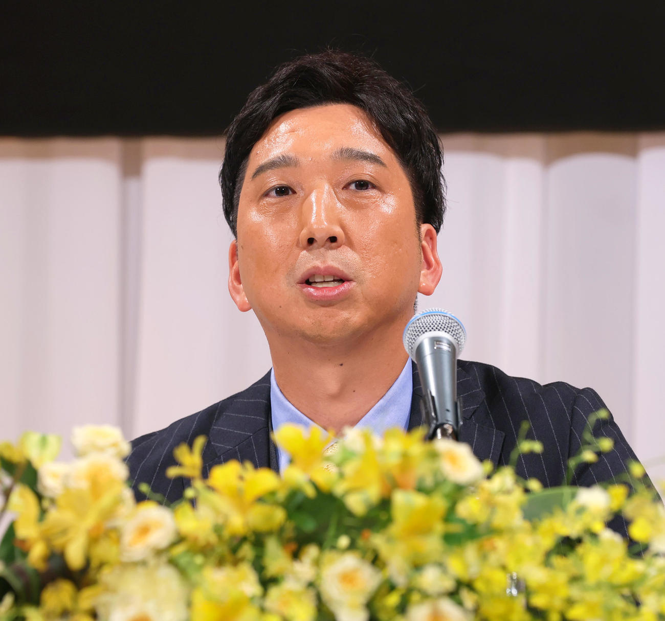 阪神の監督に就任し会見する藤川新監督（撮影・上山淳一）