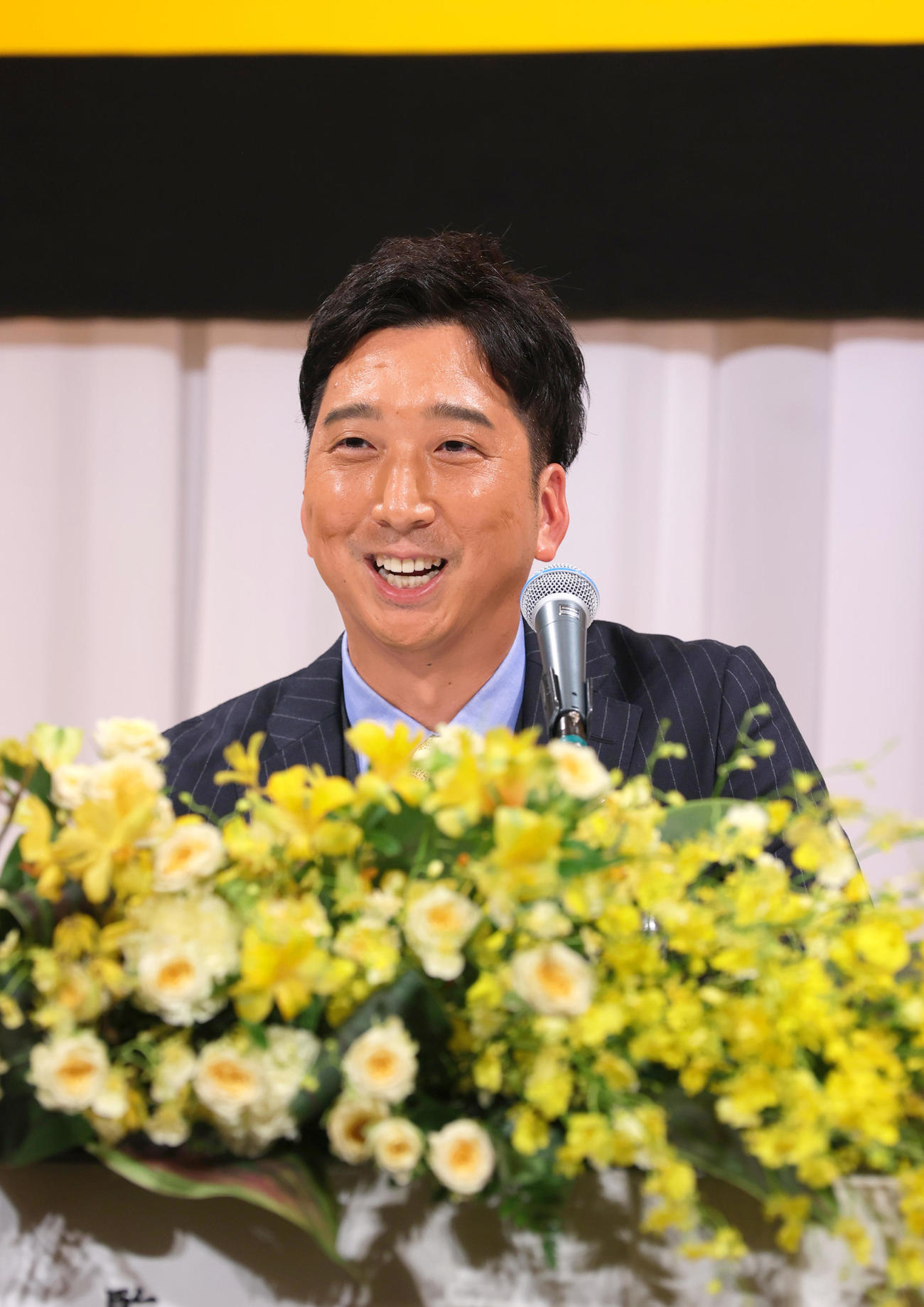 阪神の監督に就任し会見する藤川新監督（撮影・上山淳一）