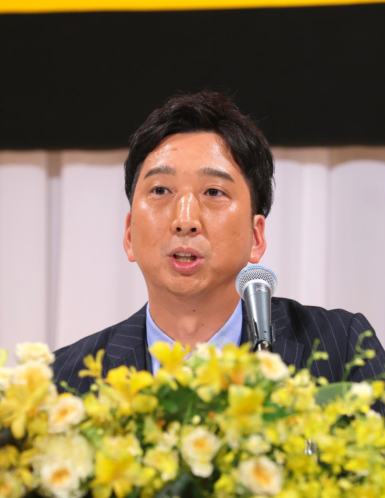 阪神の監督に就任し会見する藤川新監督（撮影・上山淳一）