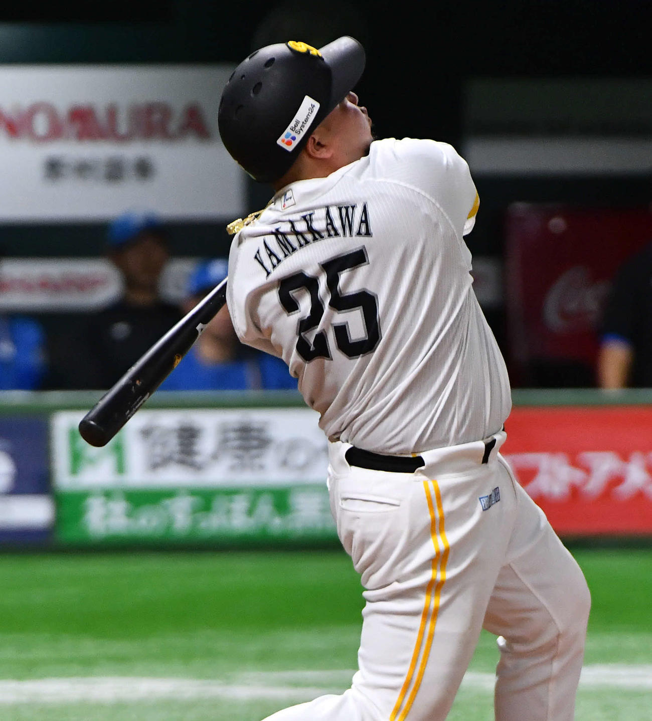 ソフトバンク対日本ハム　5回裏ソフトバンク2死、山川は左越え本塁打を放つ（撮影・岩下翔太）