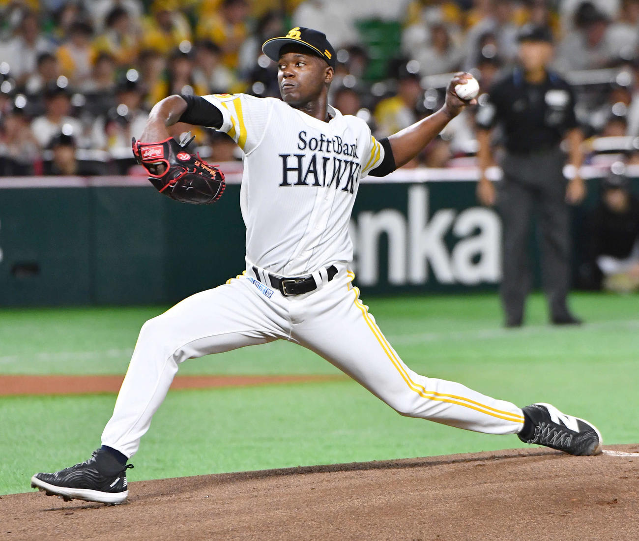 ソフトバンク対日本ハム　ソフトバンク先発のモイネロ（撮影・岩下翔太）