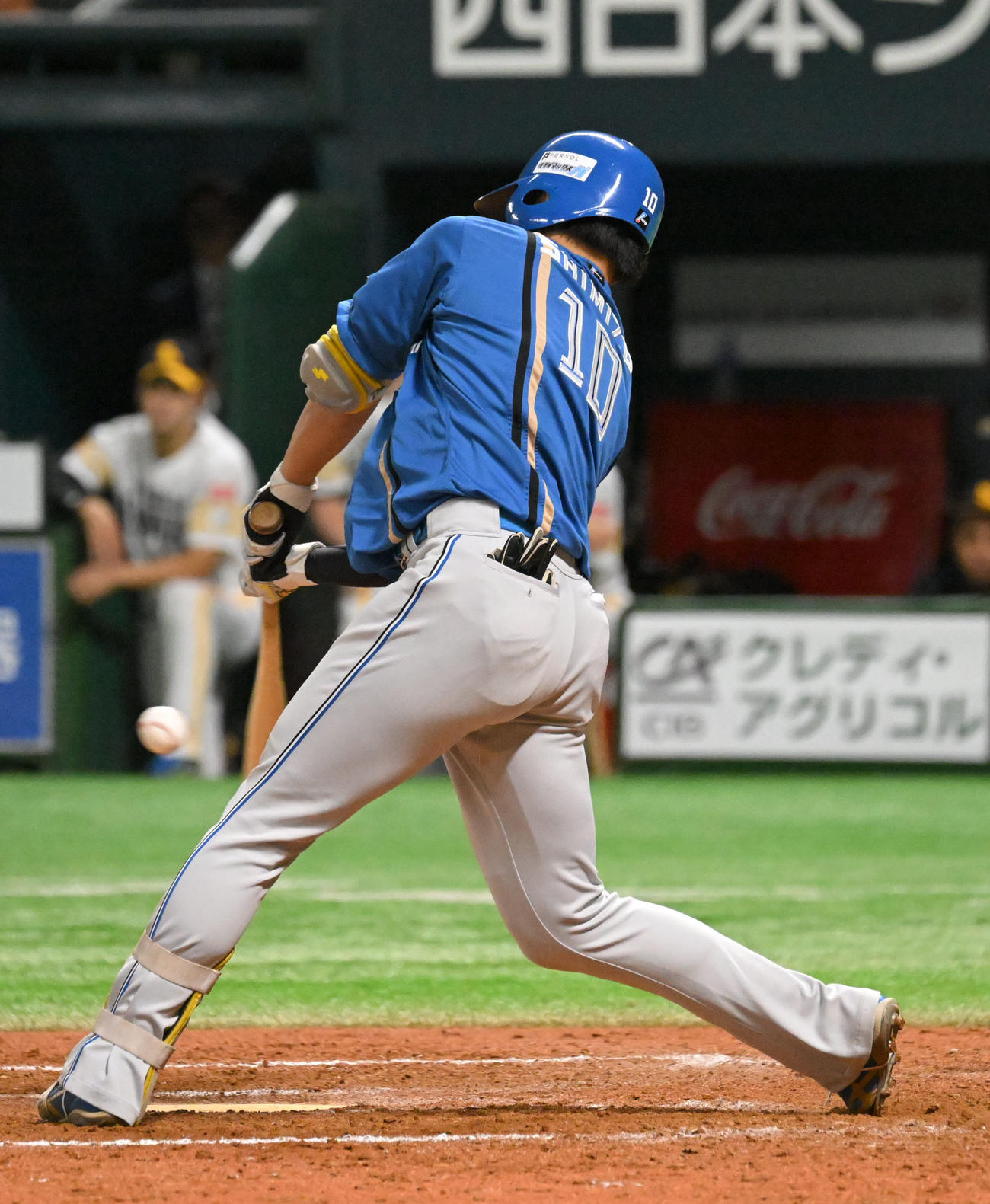 ソフトバンク対日本ハム　9回表日本ハム無死、清水は中前安打を放つ（撮影・林敢治）