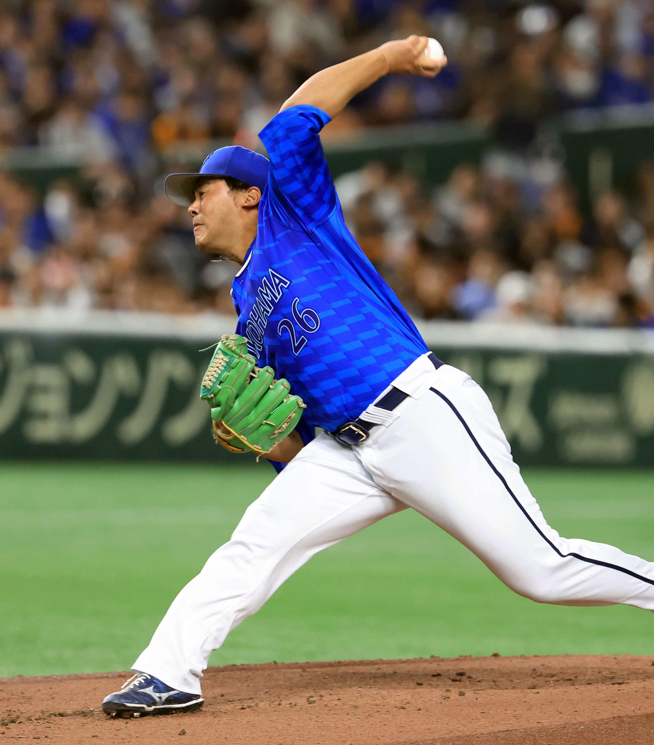 巨人対DeNA　力投するDeNA先発の浜口（撮影・浅見桂子）