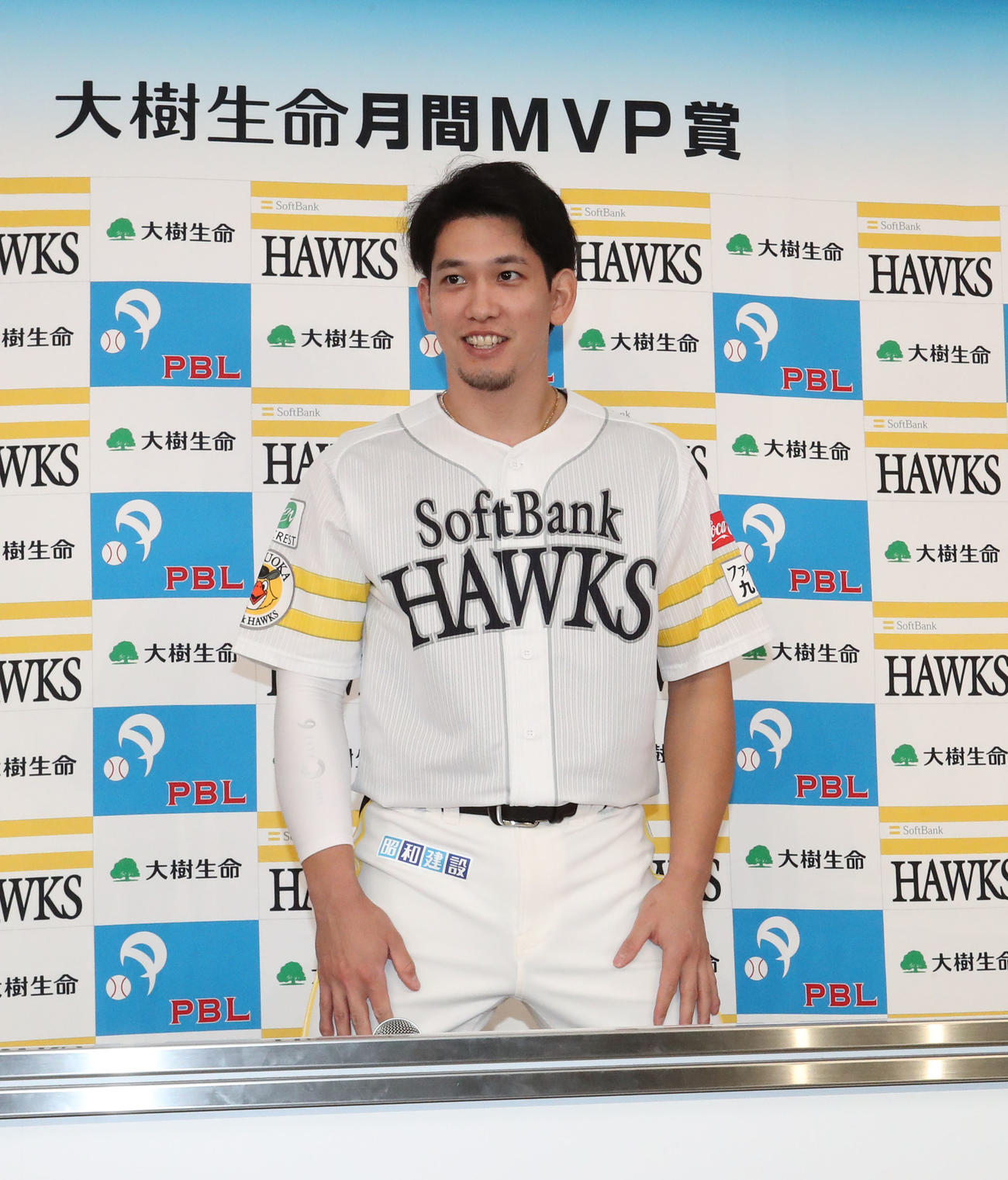 月間MVPを受賞した栗原（撮影・梅根麻紀）