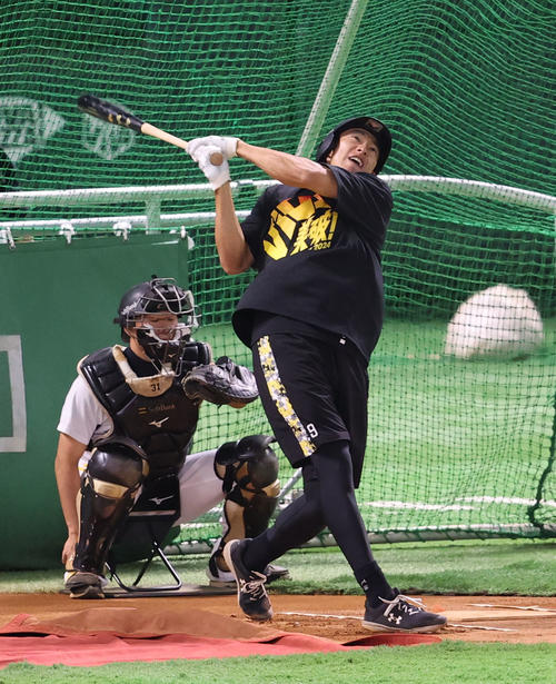 ソフトバンク】柳田悠岐、日本S敵地ハマスタ乗り込む “バック
