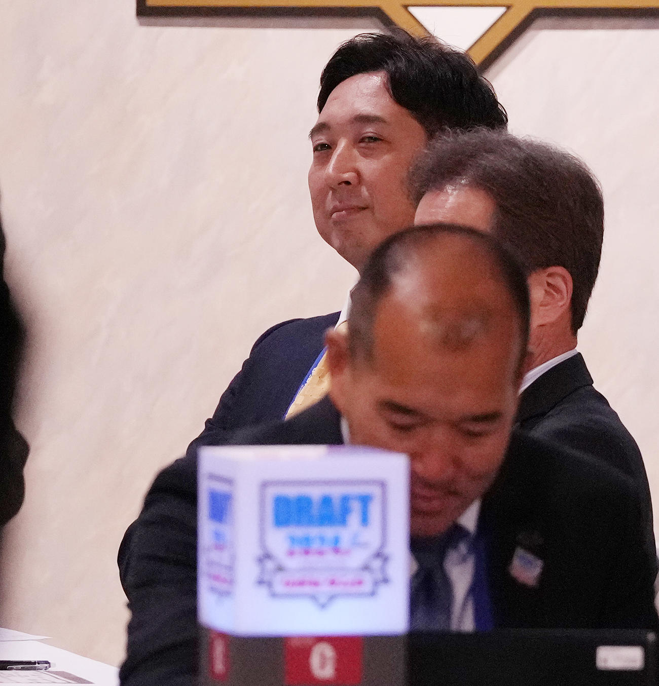 ドラフト会議に臨む阪神藤川監督（撮影・鈴木みどり）