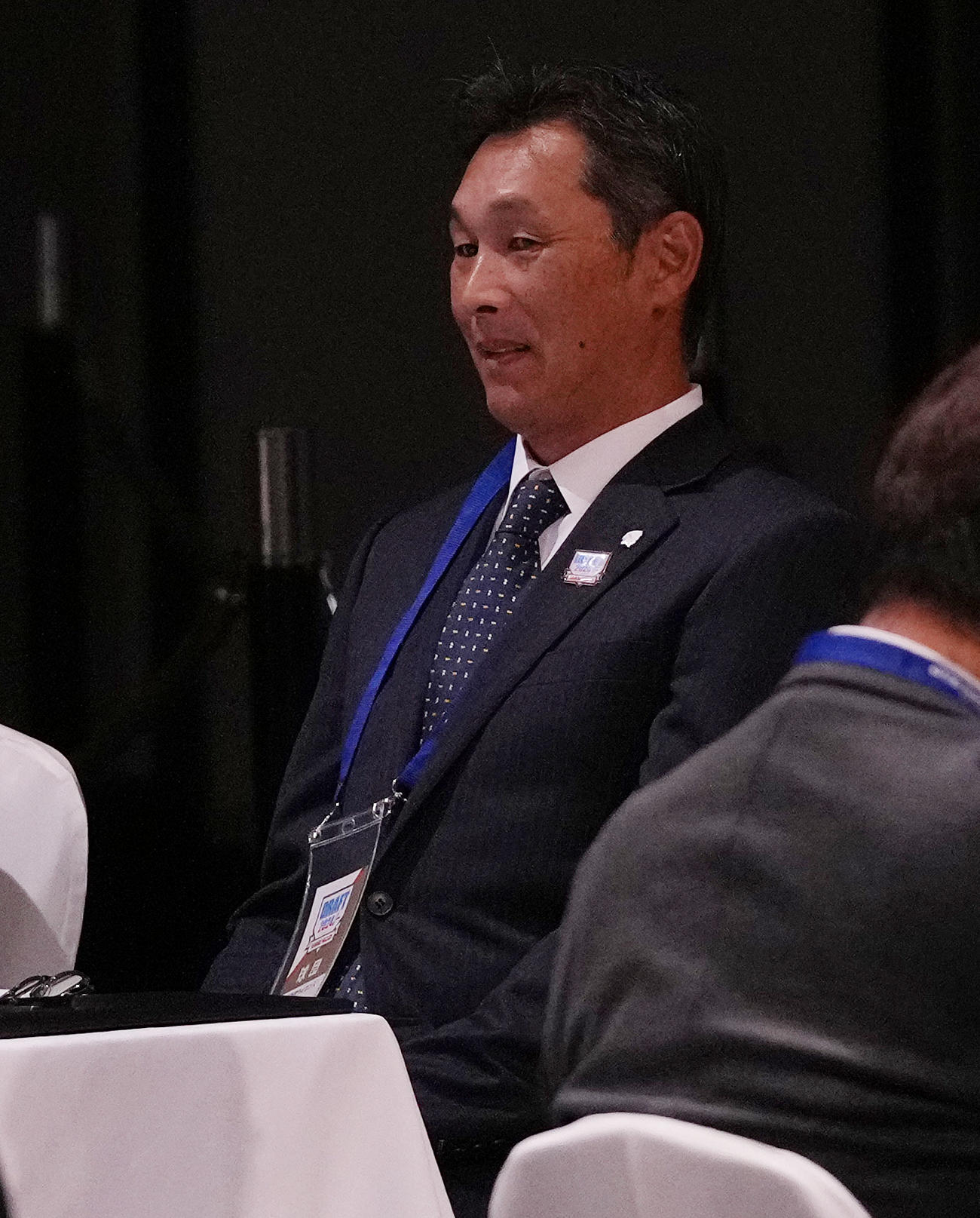 ドラフト会議に臨む西武西口監督（撮影・鈴木みどり）