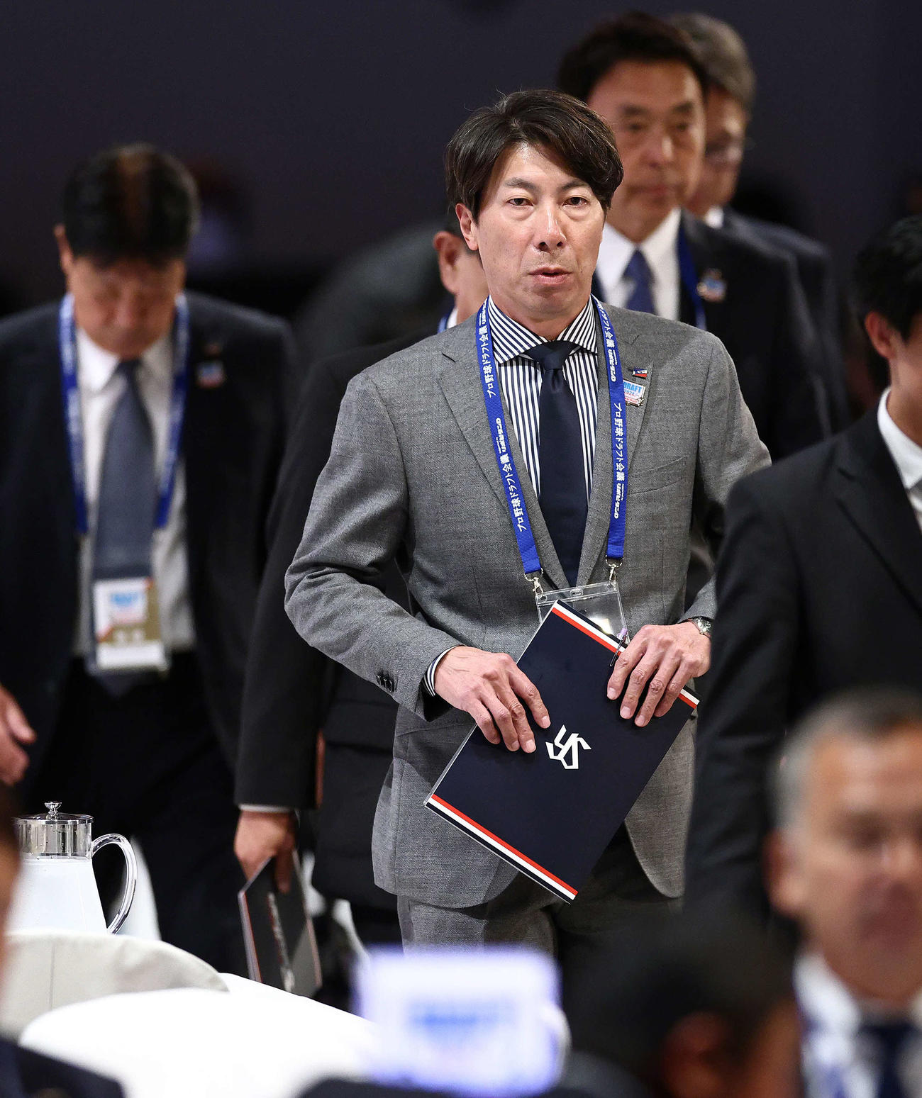 プロ野球ドラフト会議に臨むヤクルト高津監督（撮影・河田真司）