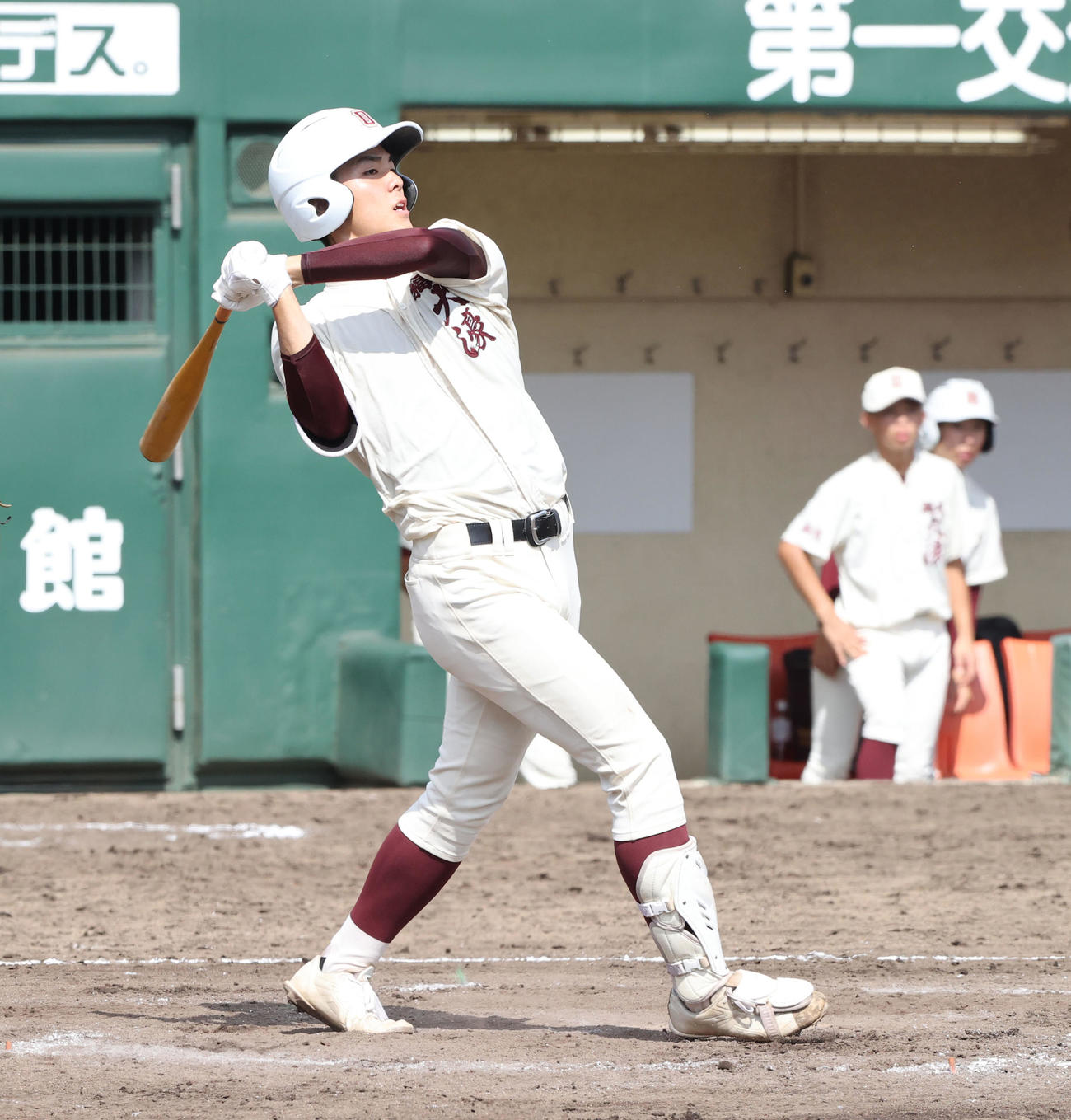 福岡大大堀対飯塚　4回表福岡大大濠無死、柴田獅子は右越えに同点となる本塁打を放つ（撮影・梅根麻紀）＝2024年7月20日、北九州市民球場