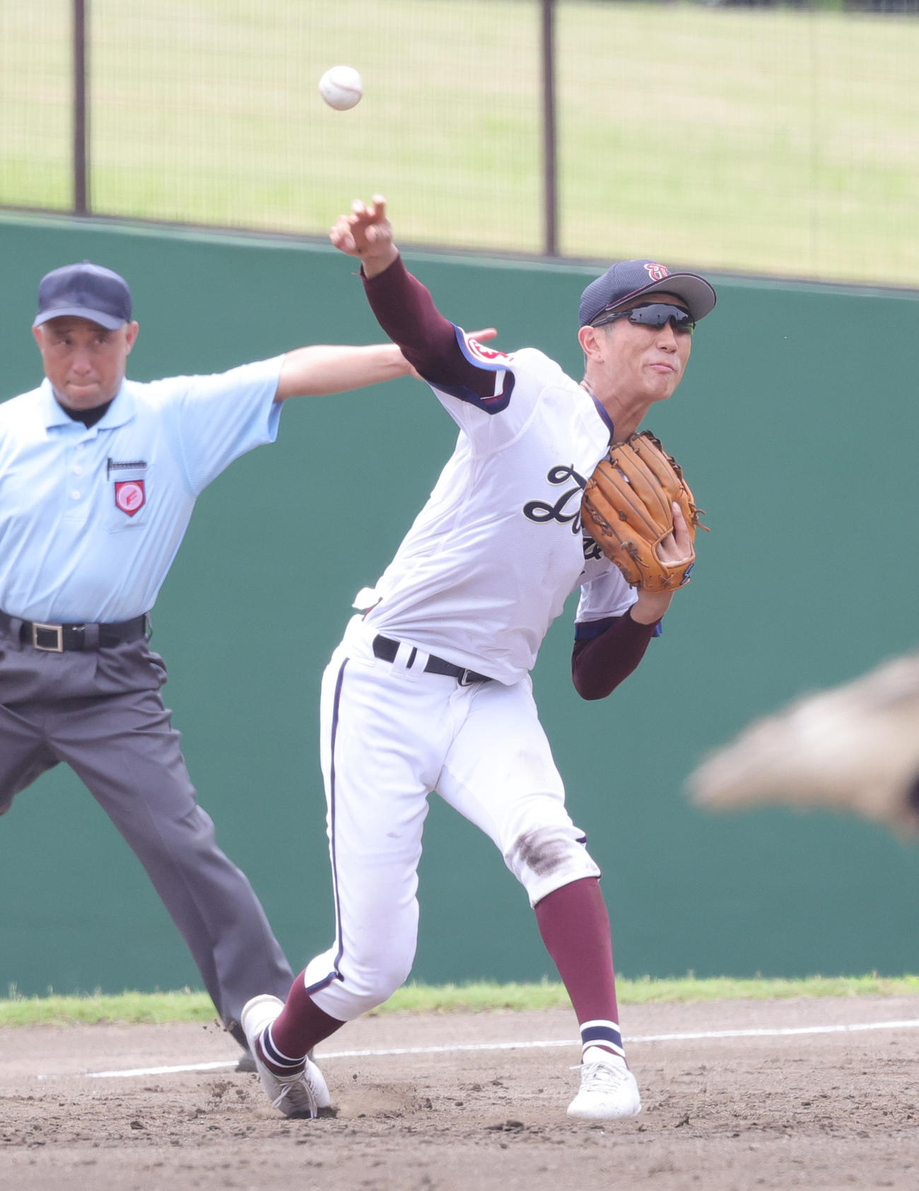 ゴロを処理する森駿太（24年7月撮影）