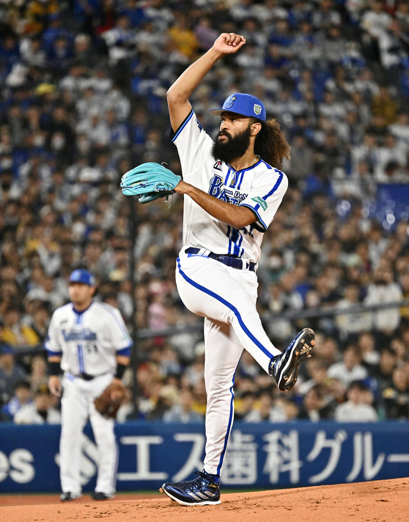 DeNA対ソフトバンク　DeNA先発のジャクソン（撮影・滝沢徹郎）