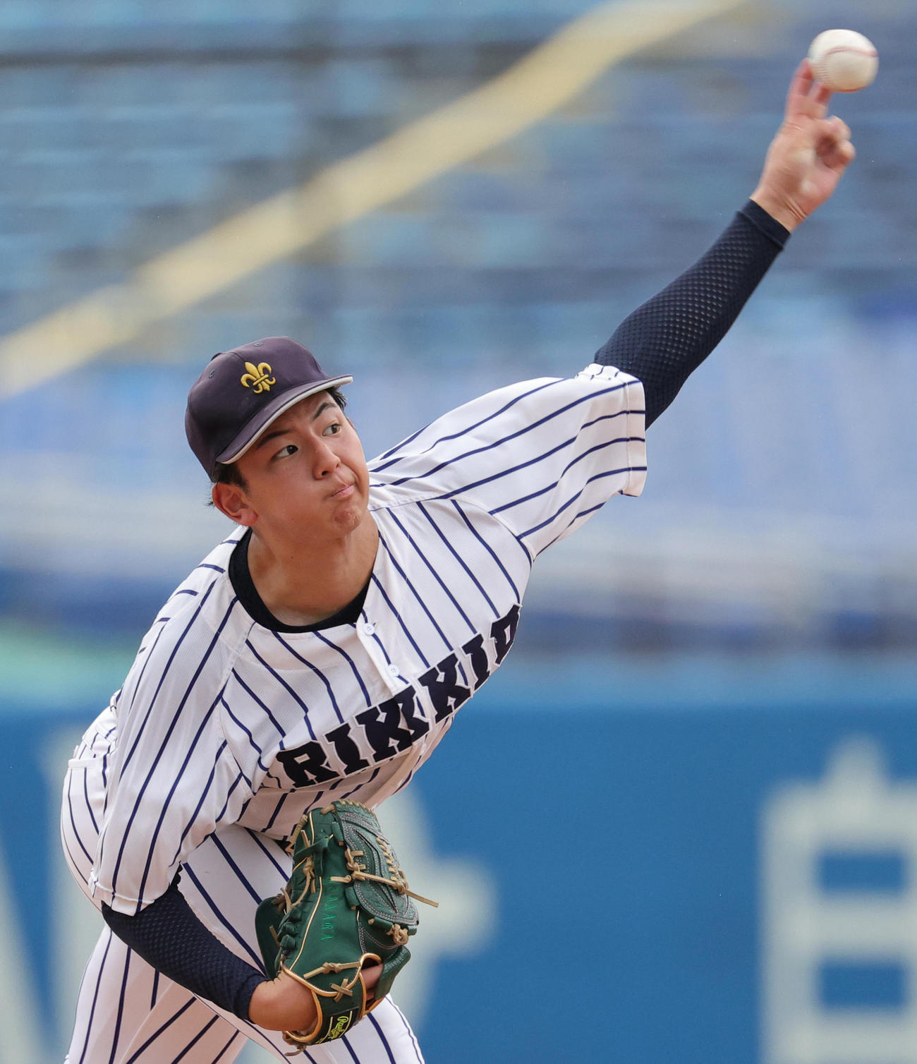 立大対東大　立大先発の田中優（撮影・野上伸悟）