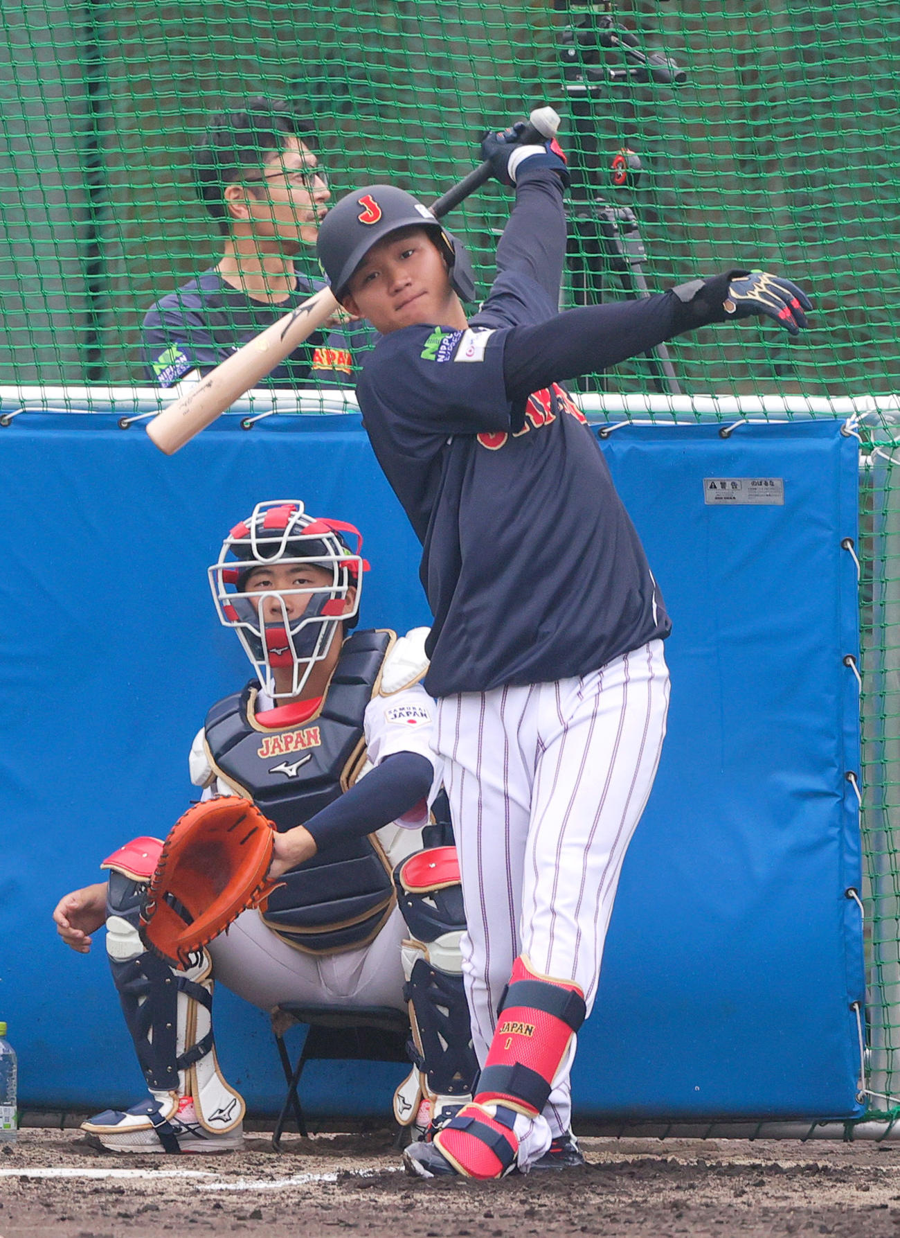 フリー打撃する阪神森下（撮影・上山淳一）