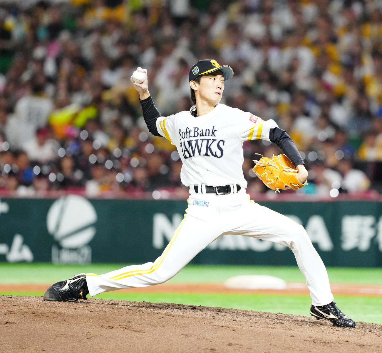 ソフトバンク対DeNA　ソフトバンク2番手の大津（撮影・江口和貴）