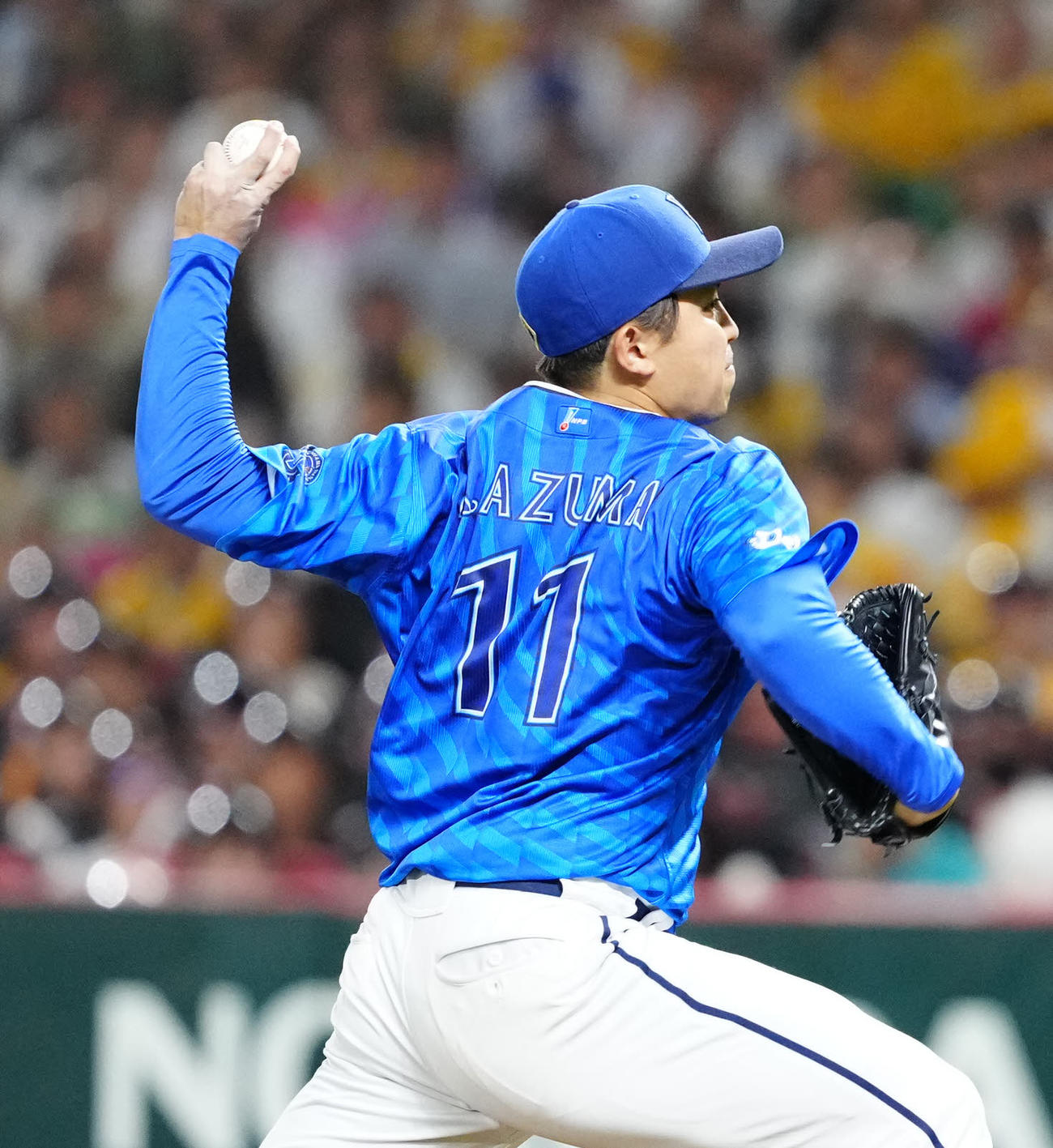 ソフトバンク対DeNA　力投するDeNA先発の東（撮影・江口和貴）