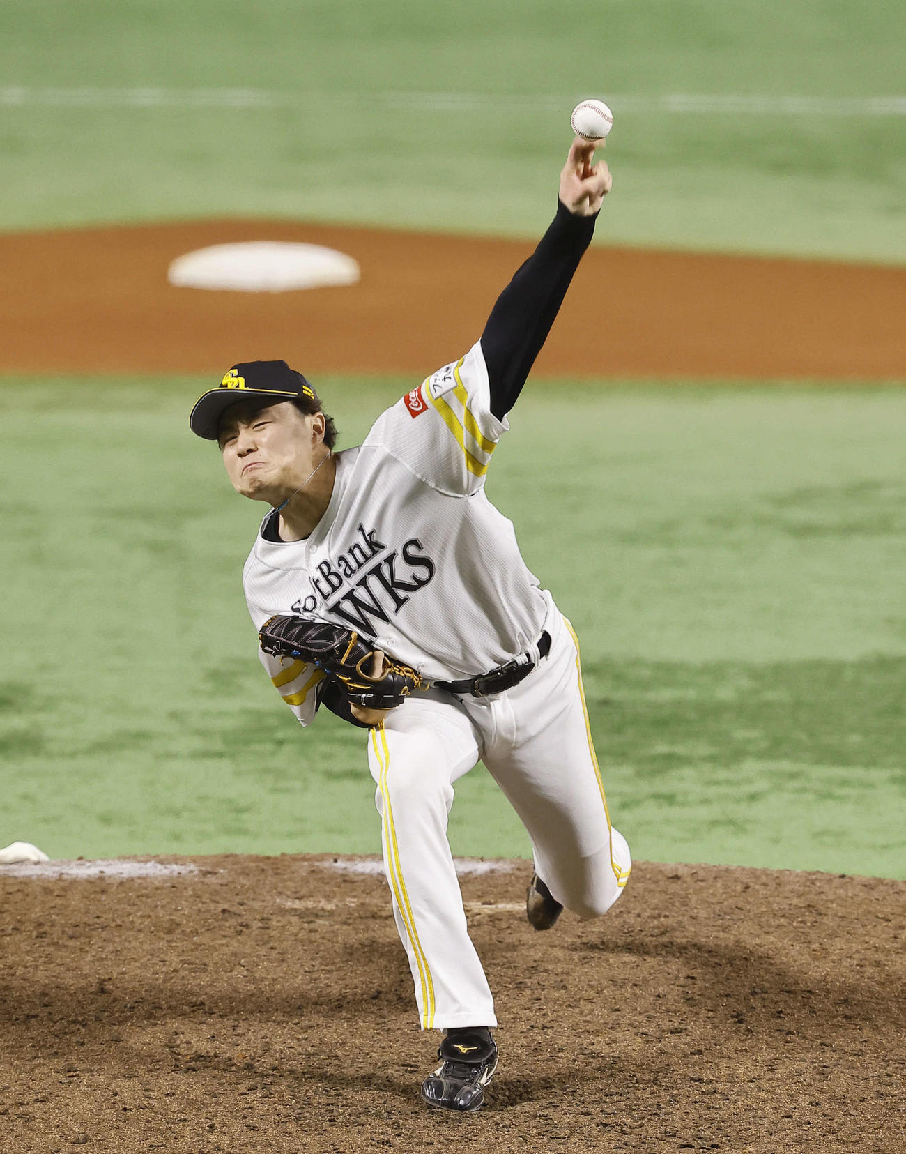 ソフトバンク対DeNA 6回、4番手で登板したソフトバンク前田純（撮影・藤尾明華）