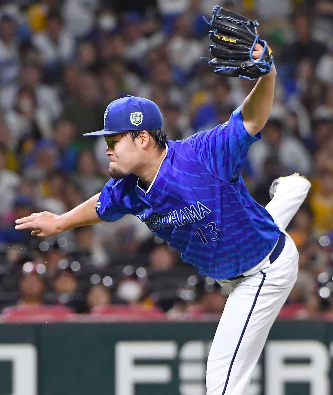 ソフトバンク対DeNA 8回裏から登板した、DeNA2番手の伊勢（撮影・岩下翔太）