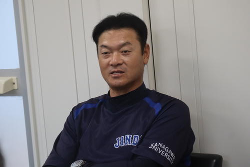 岸川雄二監督