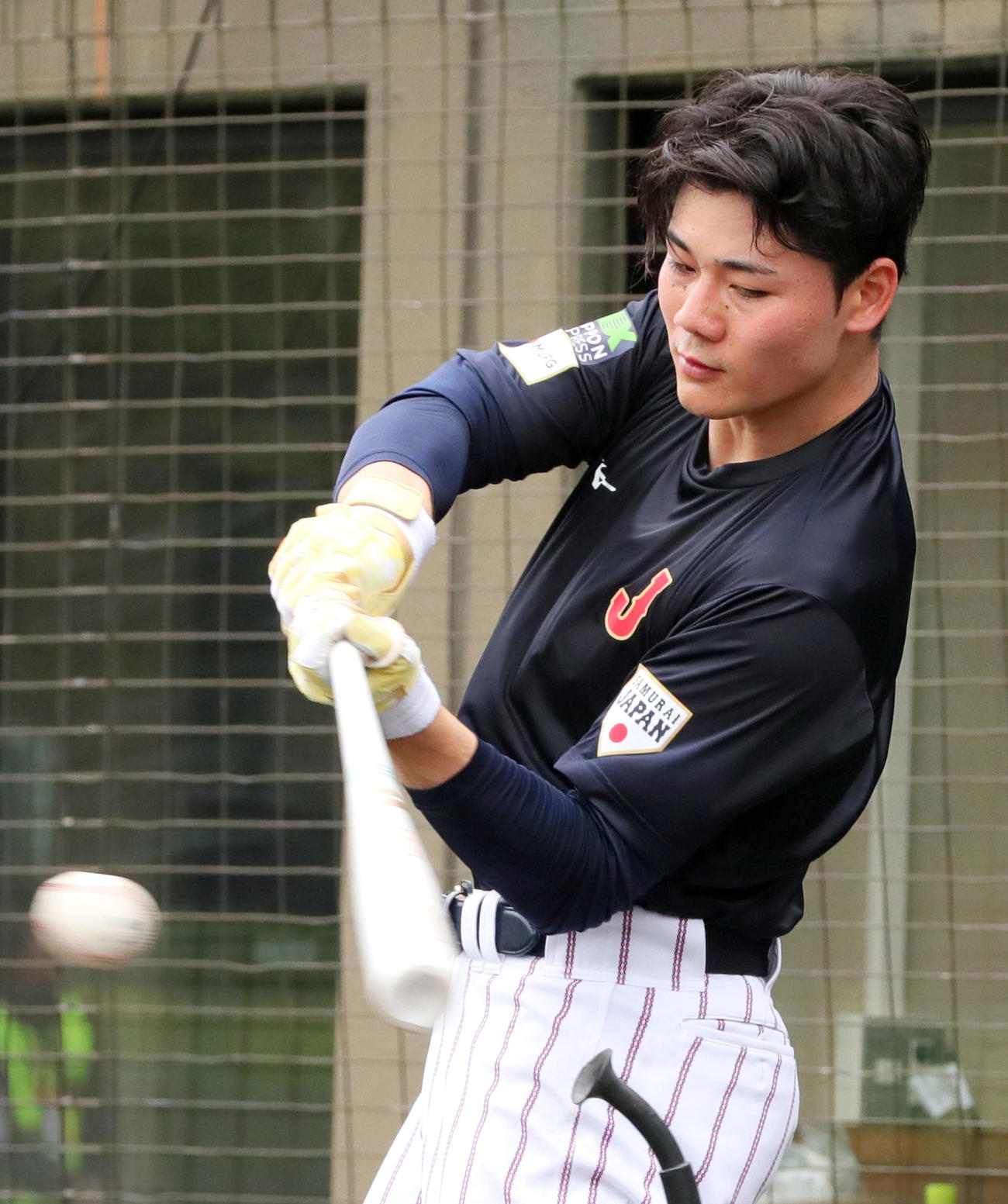 ティー打撃する日本ハム清宮（撮影・上山淳一）