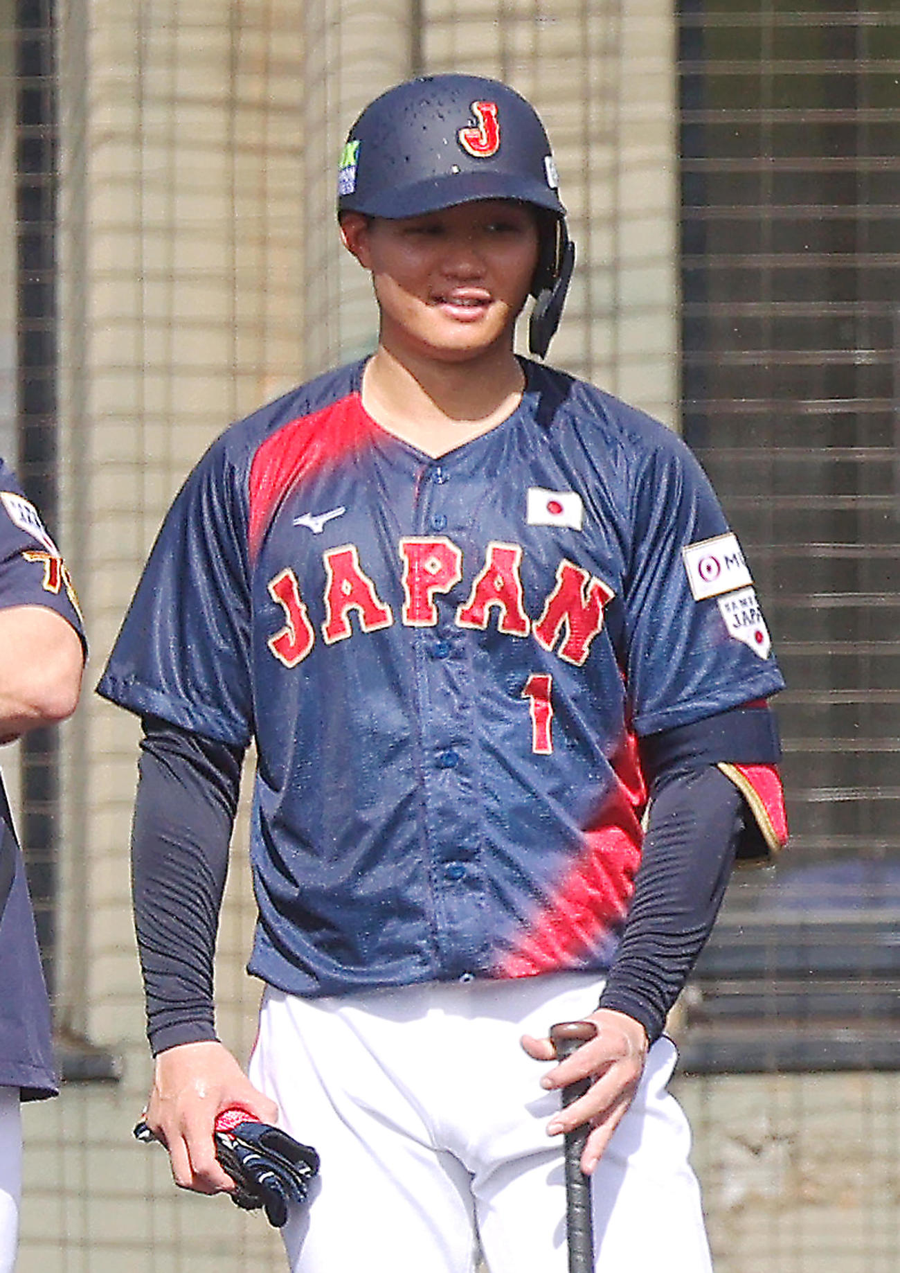 ライブBPで笑顔を見せる阪神森下（撮影・上山淳一）