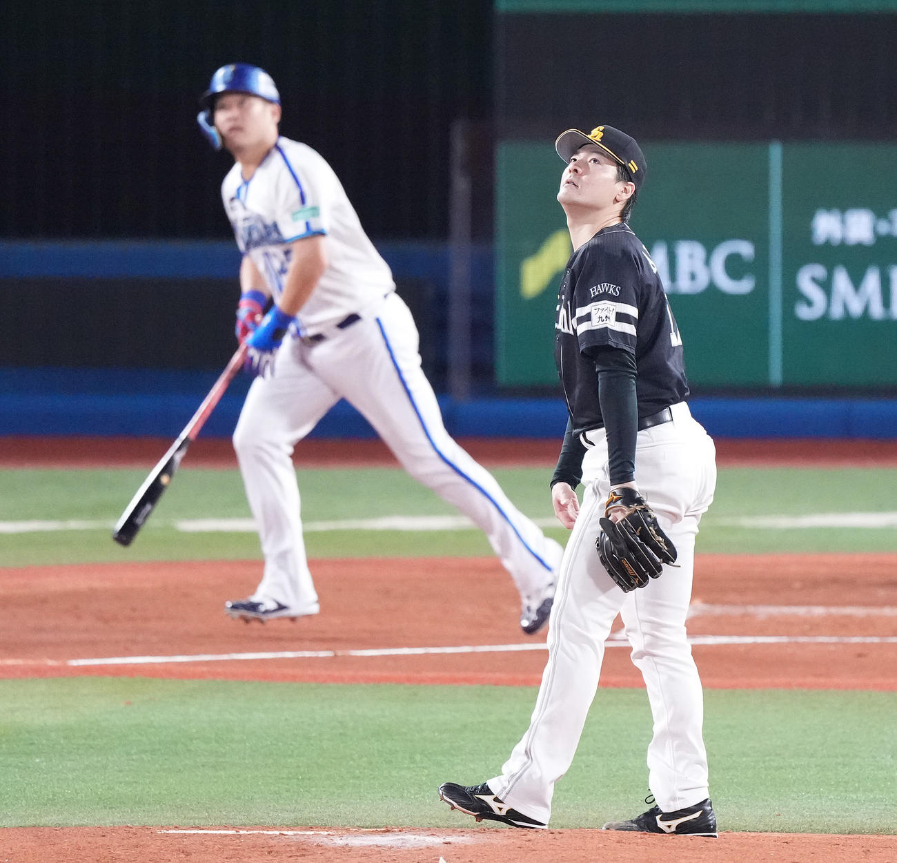DeNA対ソフトバンク　2回裏DeNA無死、筒香に右中間への先制ソロ本塁打を浴びる有原（撮影・鈴木みどり）