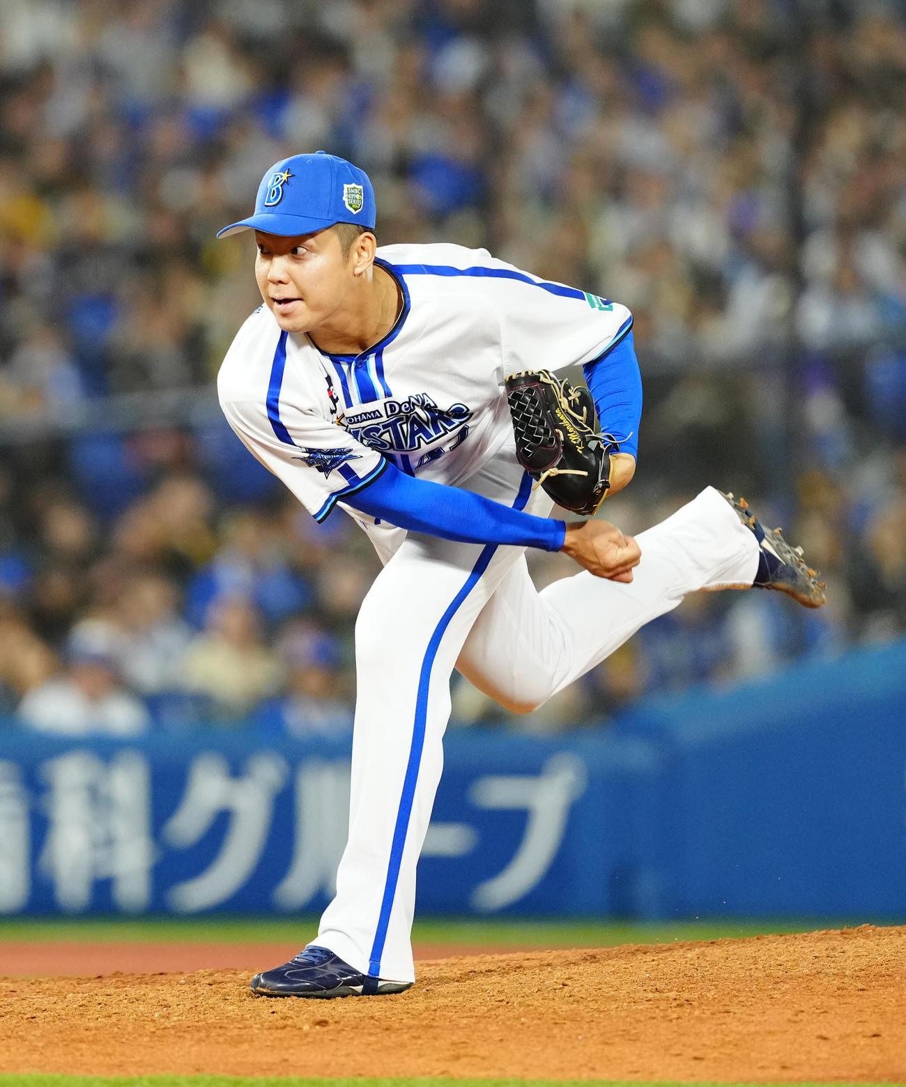 DeNA対ソフトバンク　DeNA5番手の森原（撮影・江口和貴）