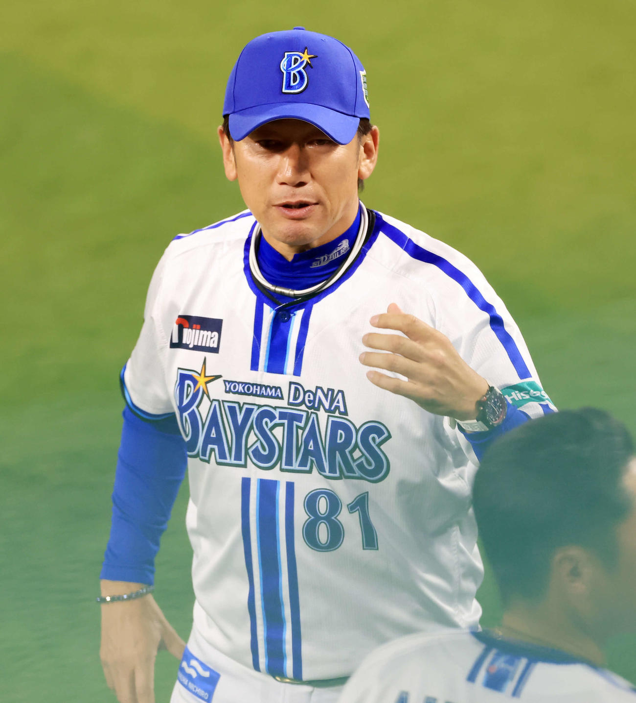 DeNA対ソフトバンク　日本一を決め涙を流すDeNA三浦監督（撮影・浅見桂子）