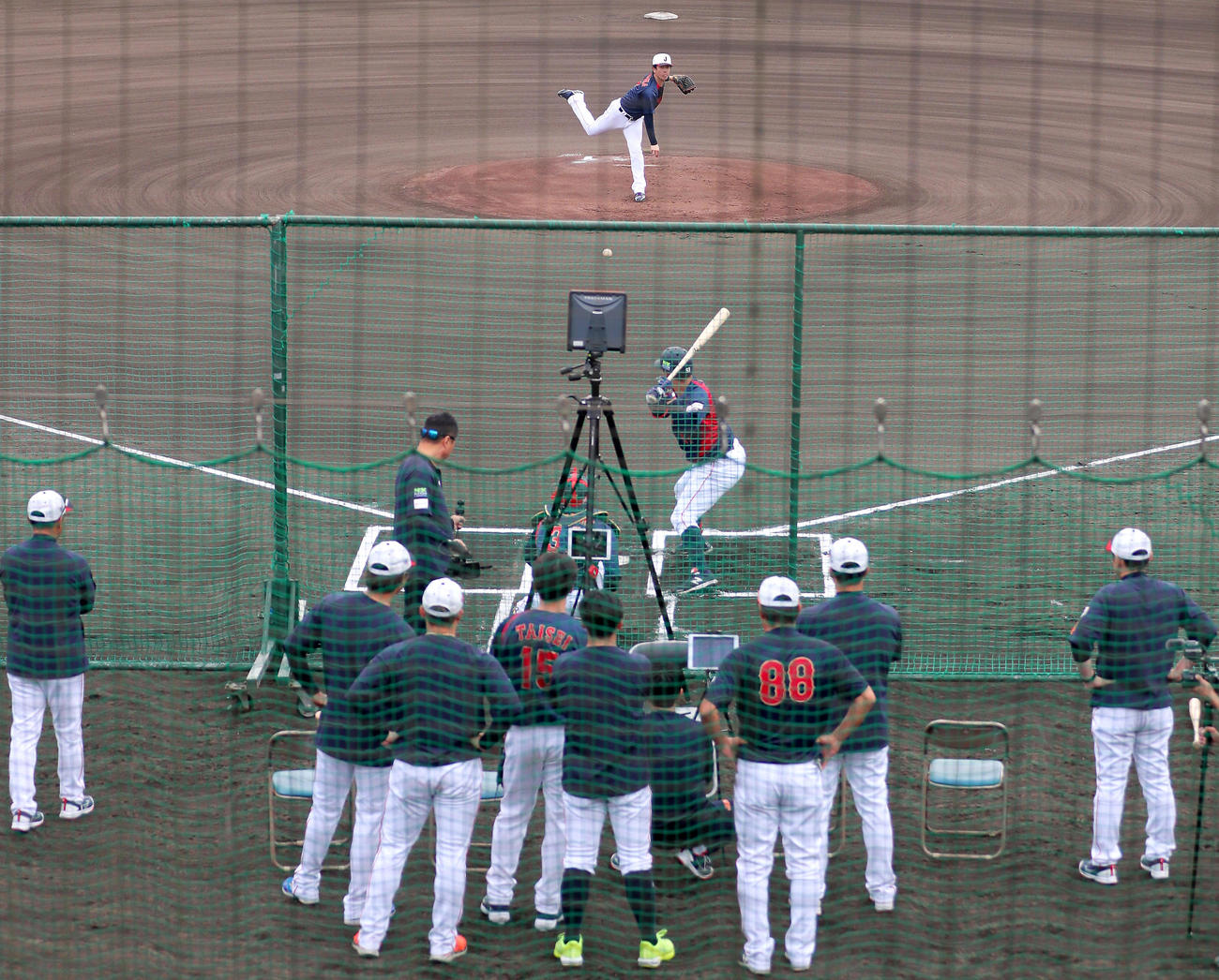 ライブBPで力投する日本ハム北山（撮影・上山淳一）