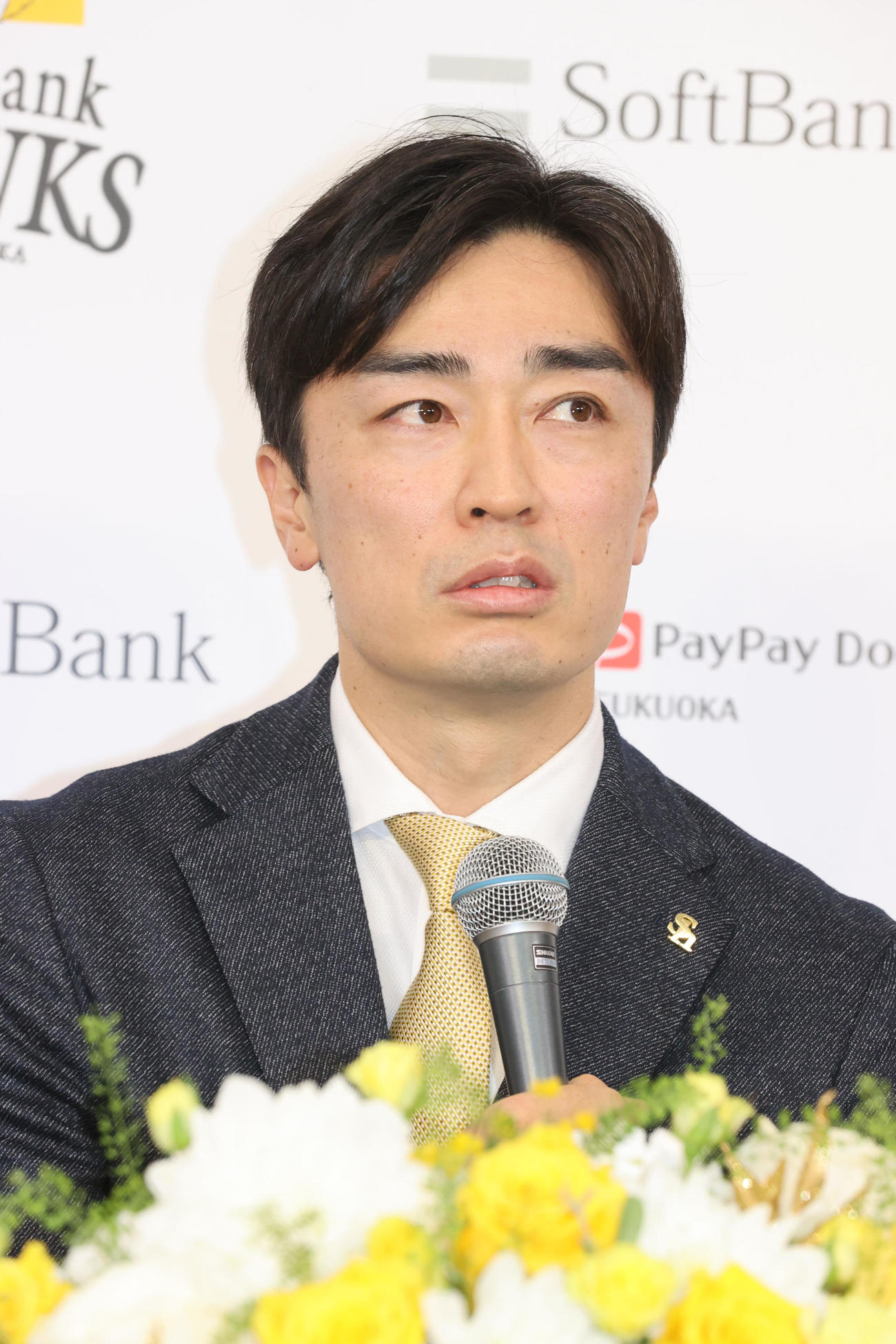 引退会見で話をする和田（撮影・梅根麻紀）