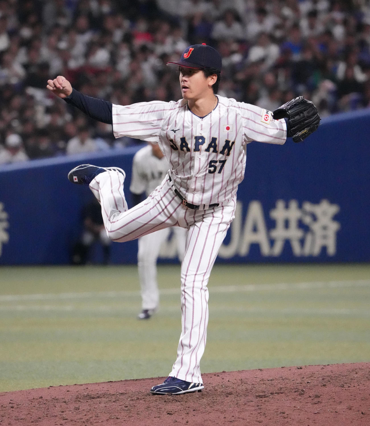 日本対チェコ　7回表、日本3番手で登板する北山（撮影・森本幸一）