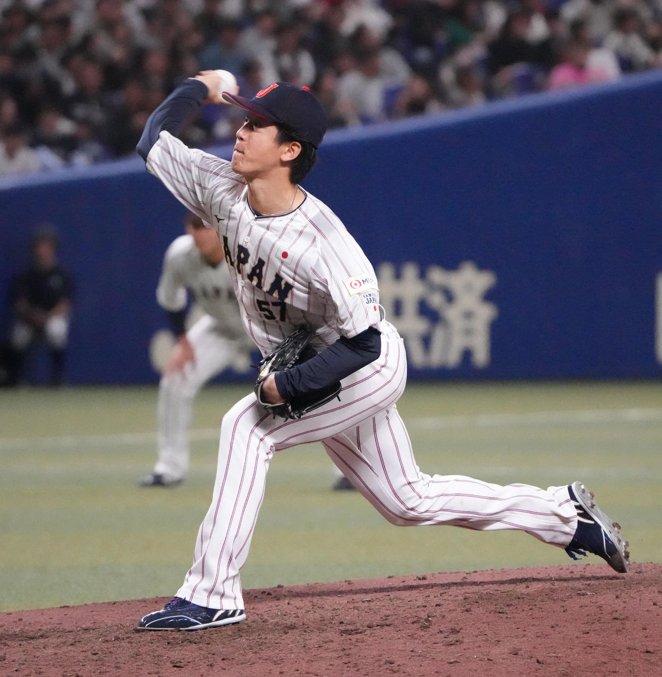 日本対チェコ　7回表、日本3番手で登板する北山（撮影・森本幸一）