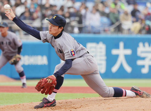 慶大対早大　慶大先発の竹内（撮影・野上伸悟）