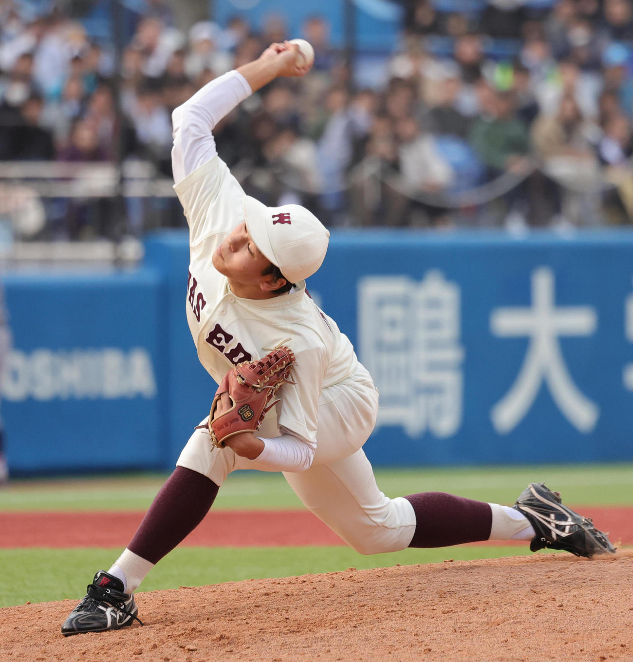 慶大対早大　力投する早大・安田（撮影・野上伸悟）