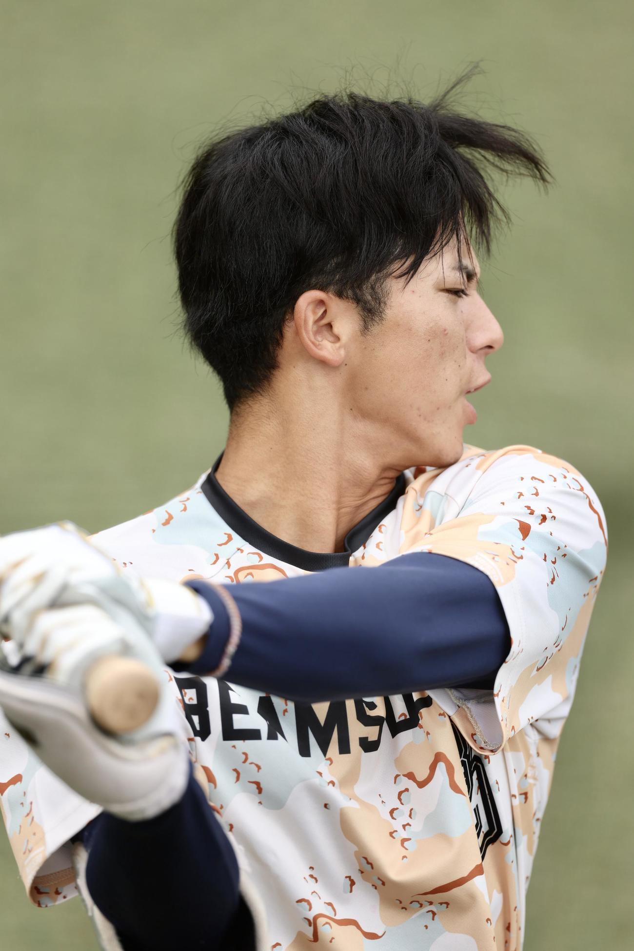 練習に臨む明大・宗山（撮影・河田真司）