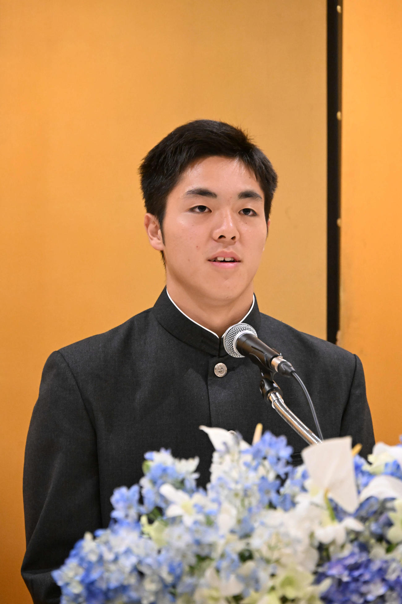 記者会見に望む柴田（撮影・林敢治）