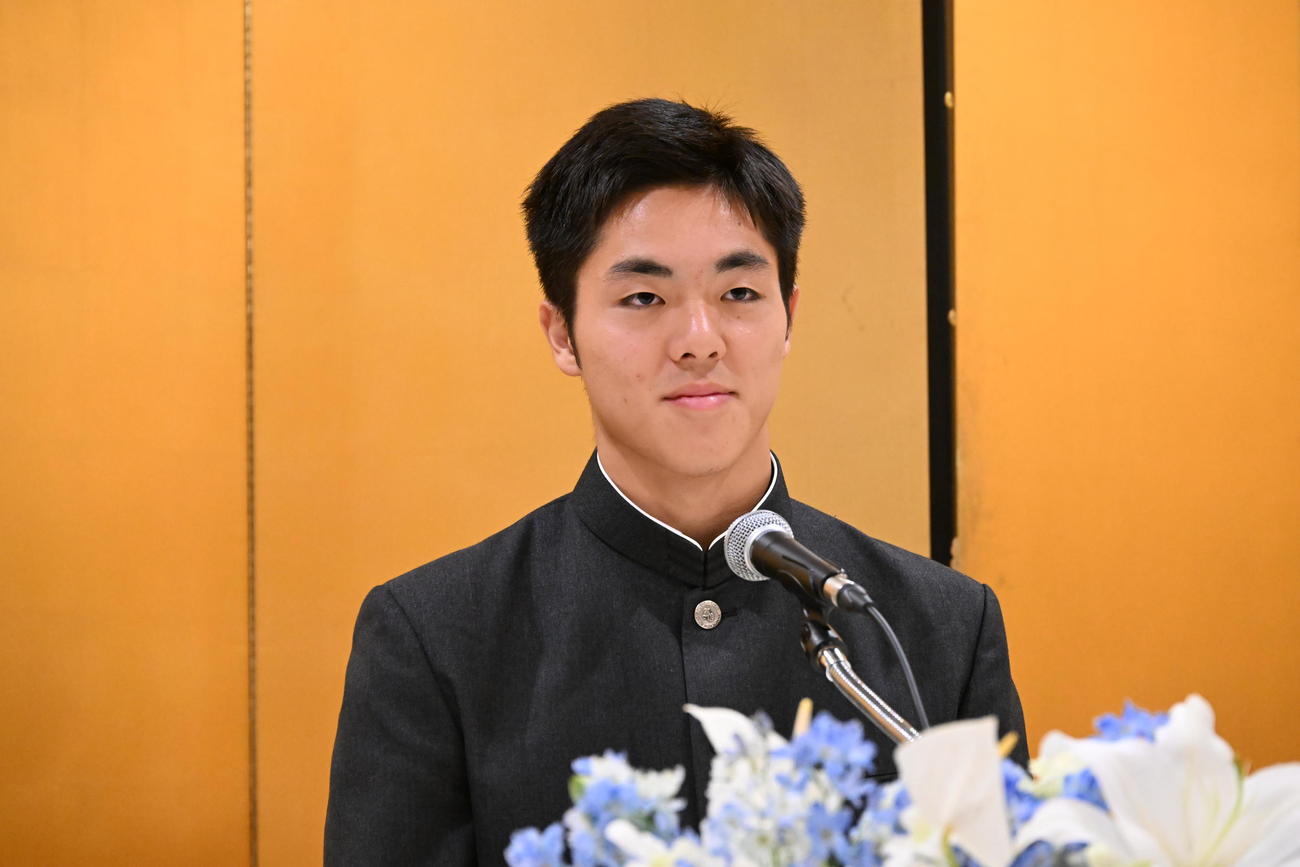 記者会見に望む柴田（撮影・林敢治）