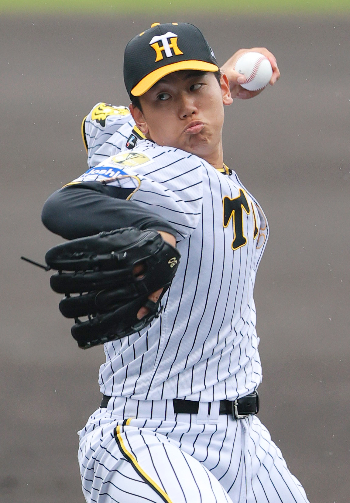 阪神紅白戦　白組先発の門別（撮影・上山淳一）