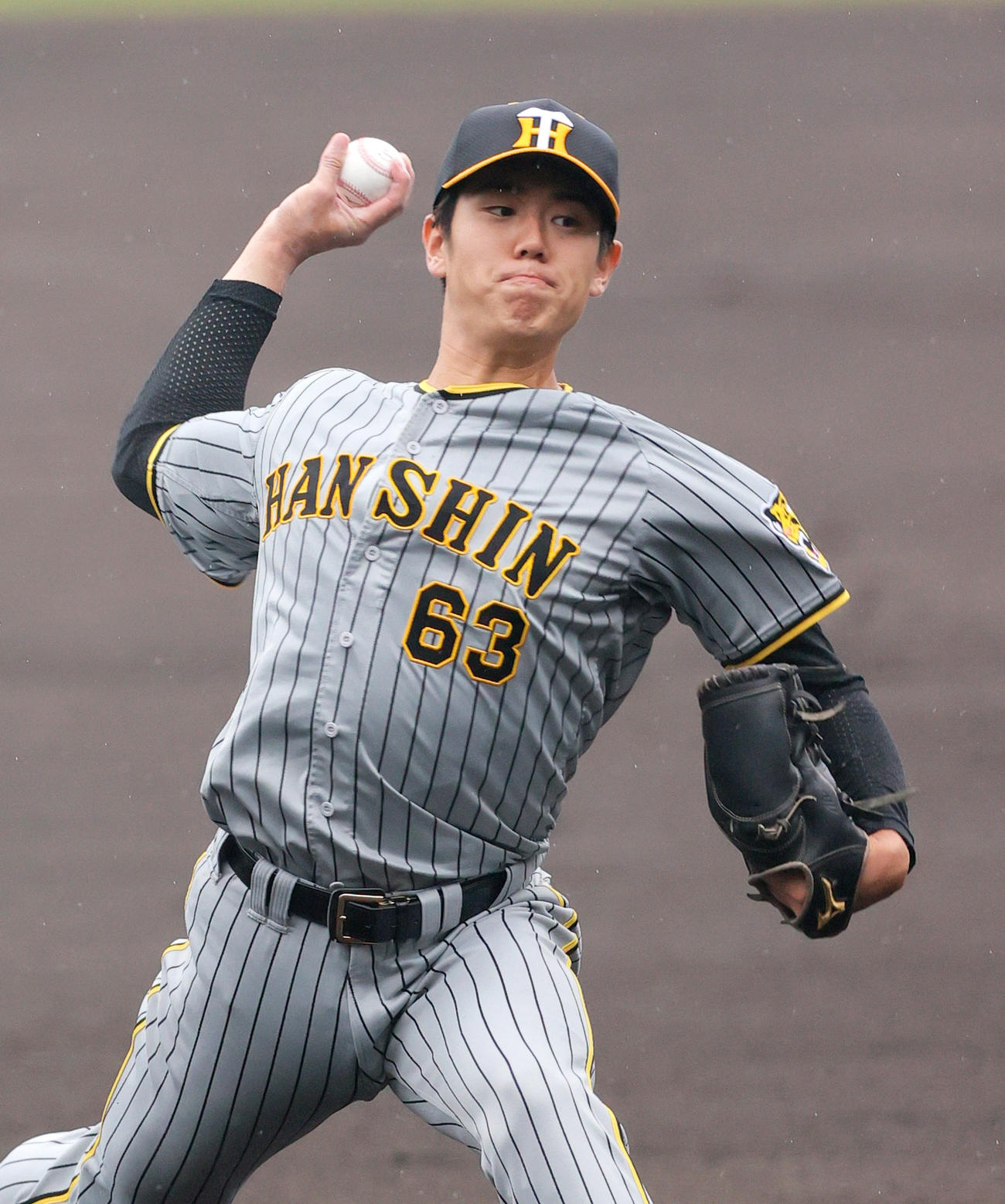 阪神紅白戦　紅組先発の石黒（撮影・上山淳一）