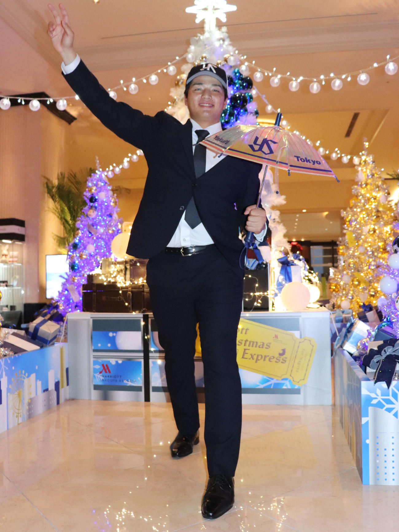 仮契約を結んだ、ヤクルト1位の愛知工大・中村（撮影・中島麗）